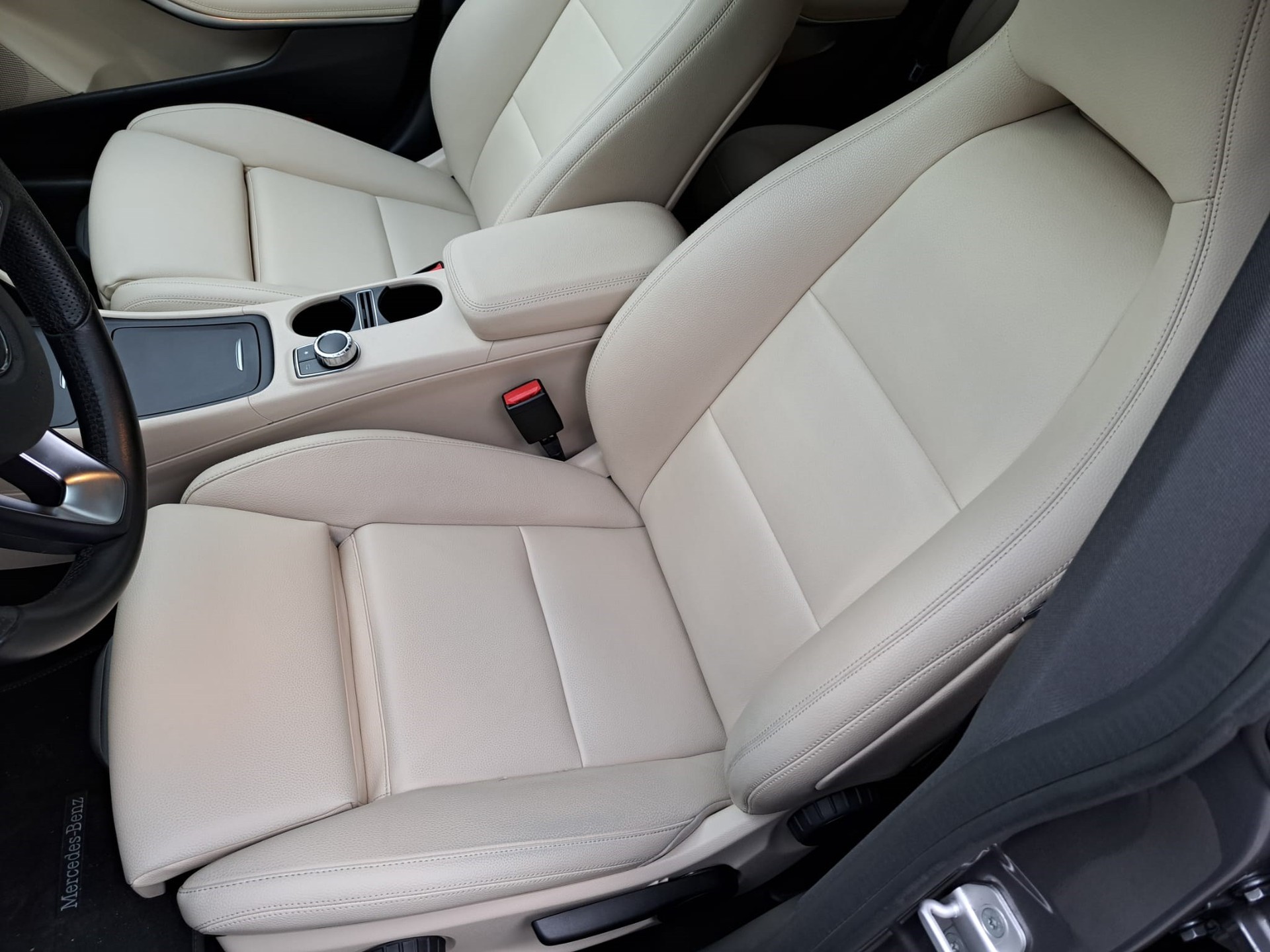 MERCEDES-BENZ CLA Shooting Brake 200 Night Star 7G-DCT-image-8