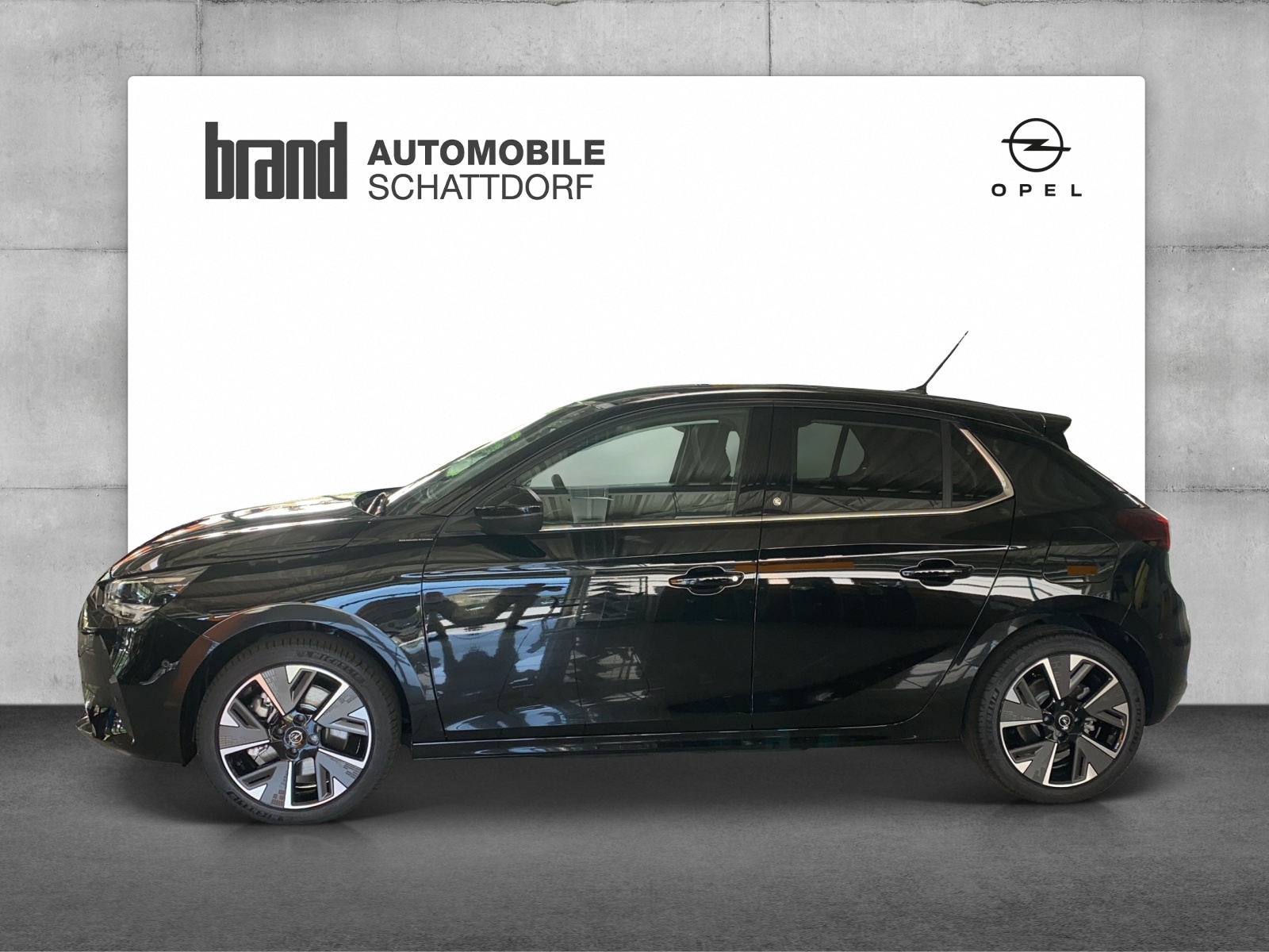 OPEL Corsa-e Elegance-image-2
