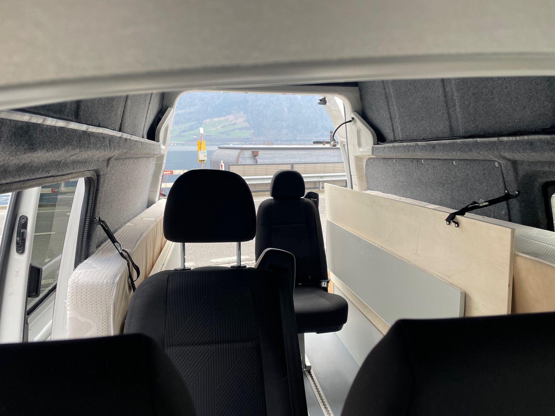 VW T6 Camper 2.0 TDI Euro 6 Kasten-image-10