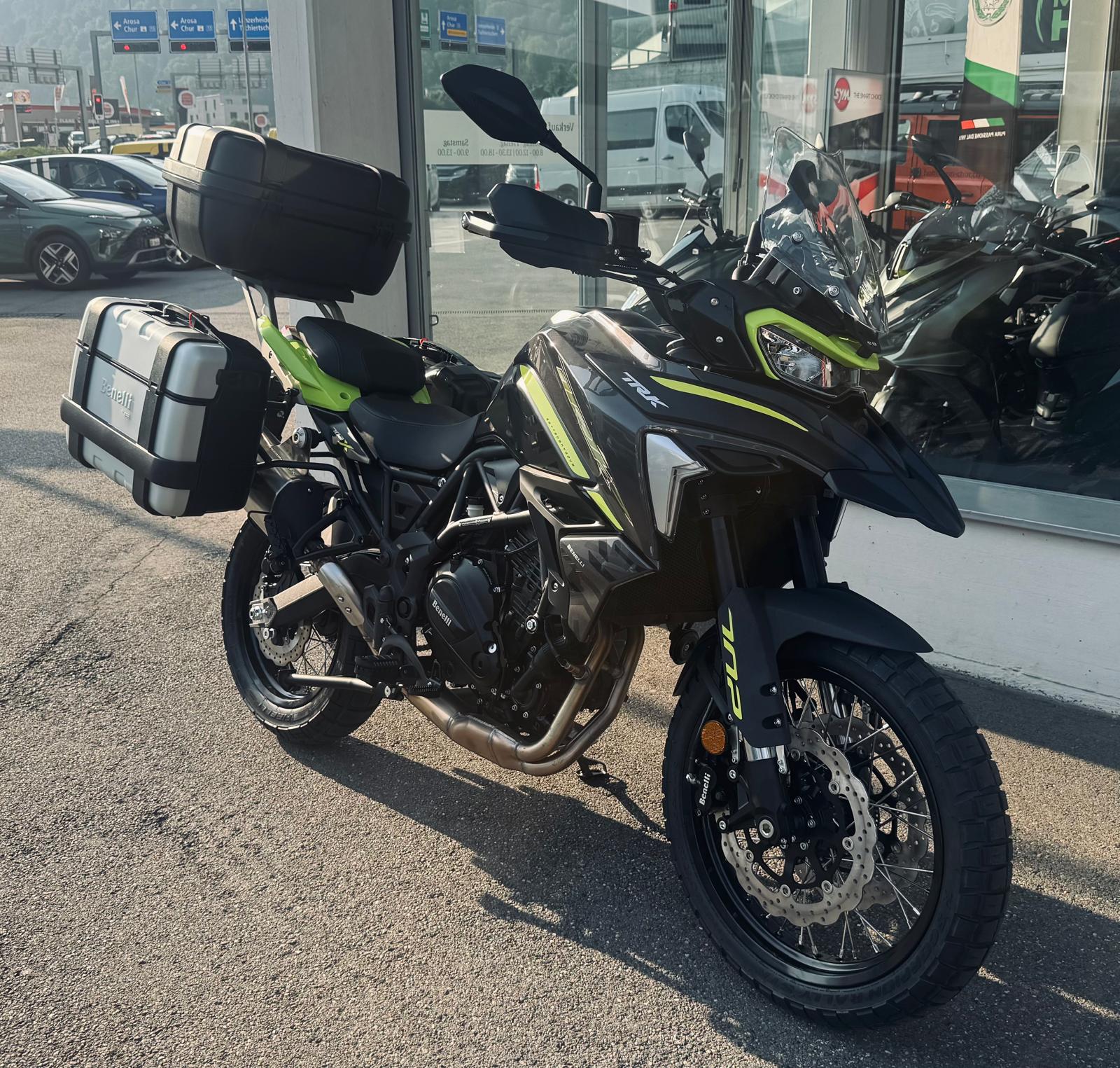 BENELLI TRK 702 X