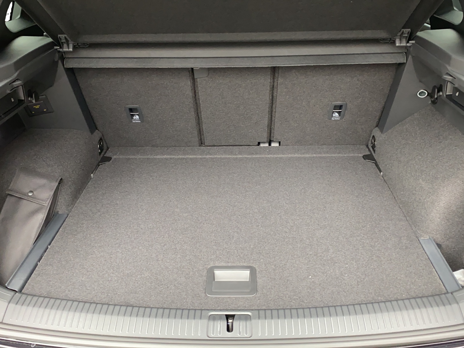 VW Tiguan 2.0TSI R 4Motion DSG-image-14