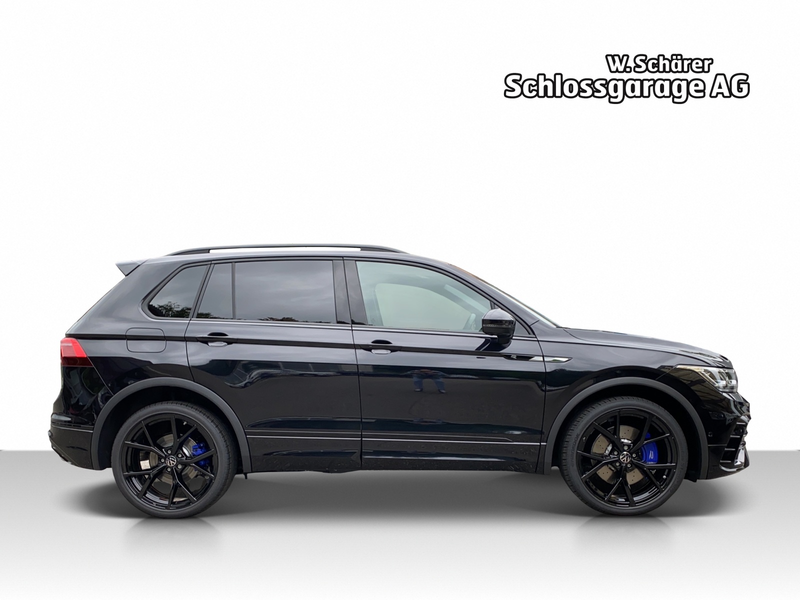 VW Tiguan 2.0TSI R 4Motion DSG-image-5