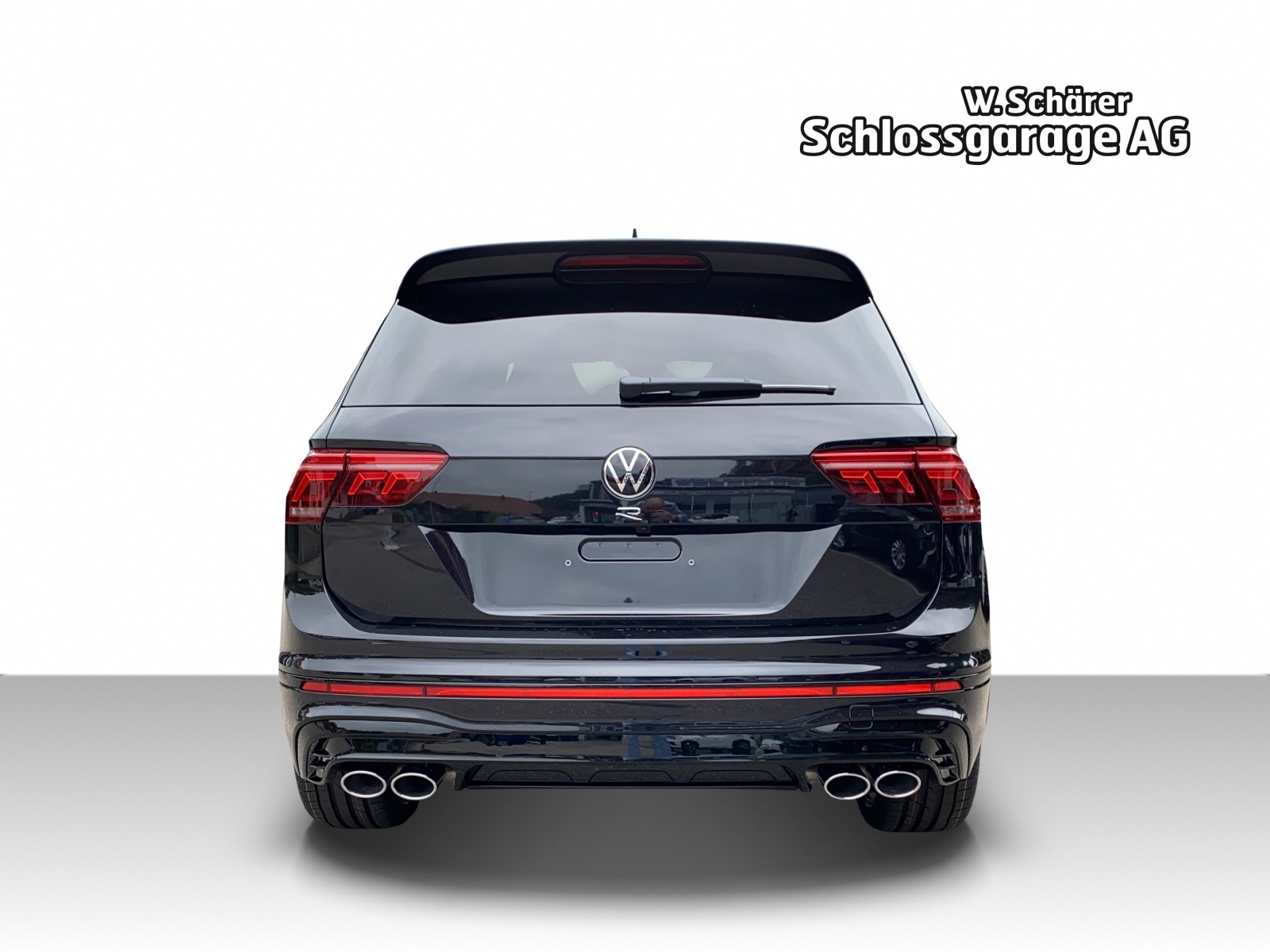 VW Tiguan 2.0TSI R 4Motion DSG-image-3