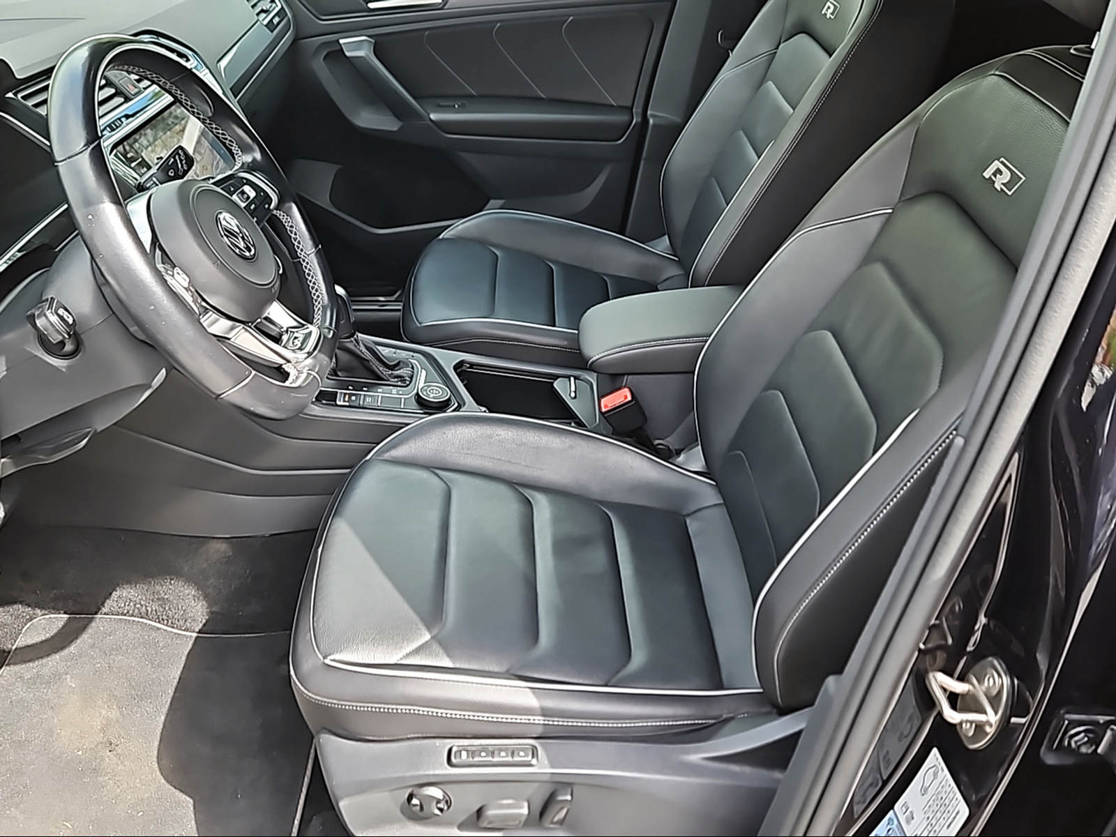 VW Tiguan 2.0TSI Highline 4Motion DSG-image-6