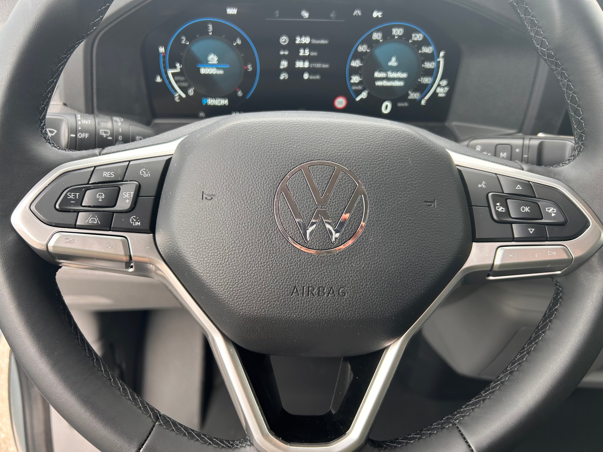 VW Transporter 2.0 TDI Automat-image-15