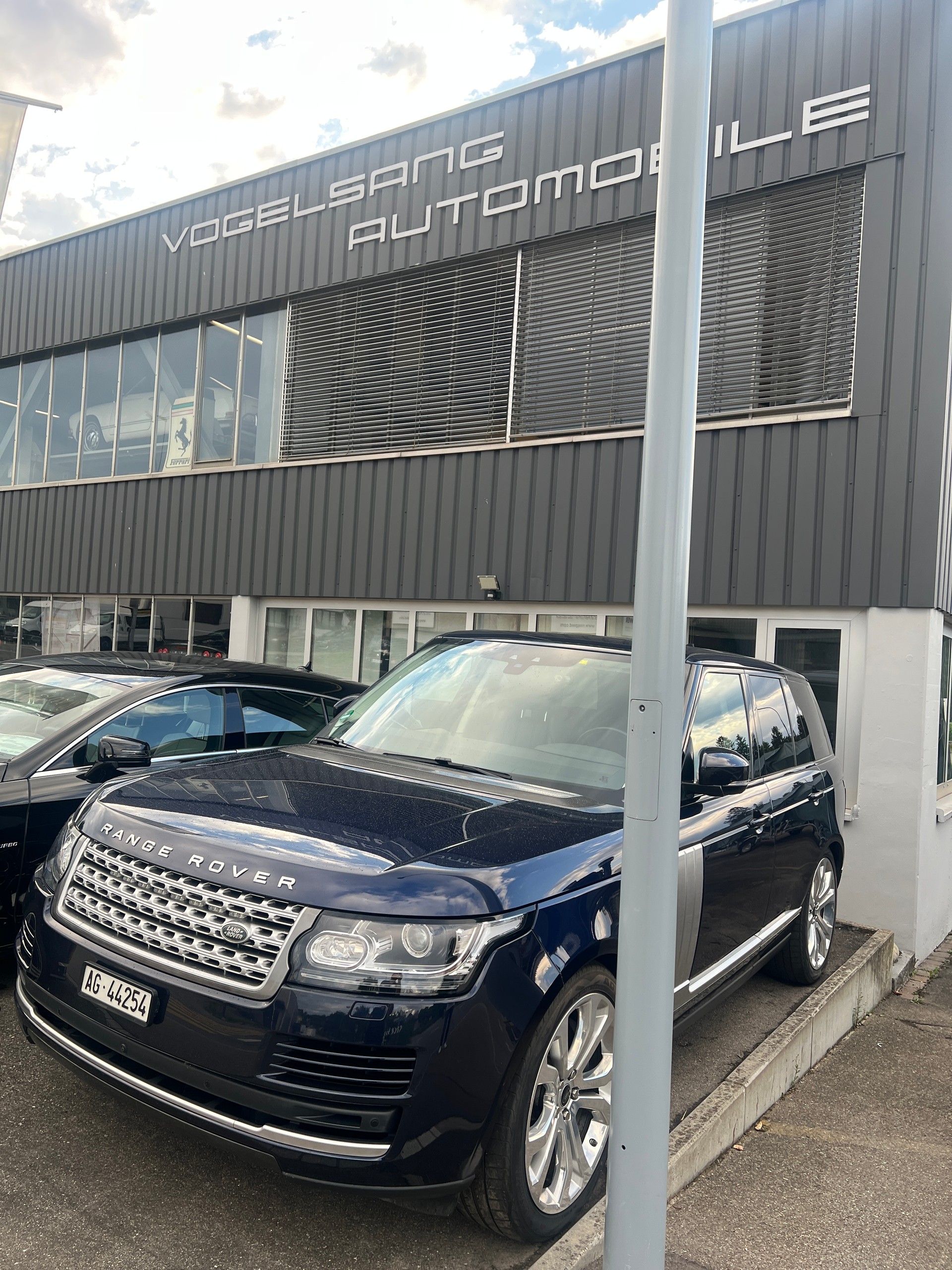 LAND ROVER Range Rover 4.4 SDV8 Vogue Automatic-image-0