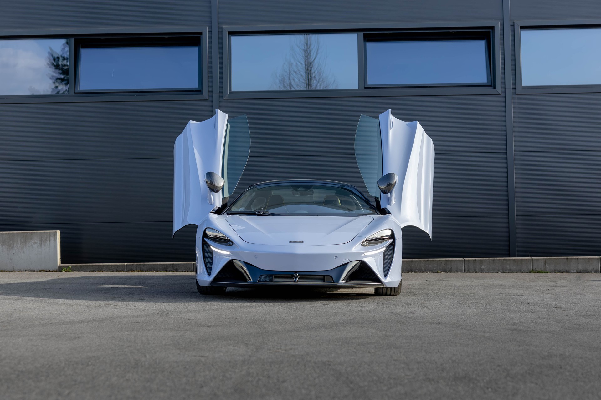 McLAREN Artura Spider-image-1