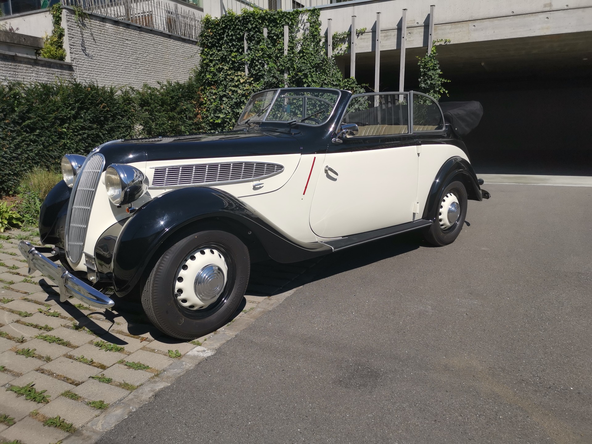 BMW 321-image-0