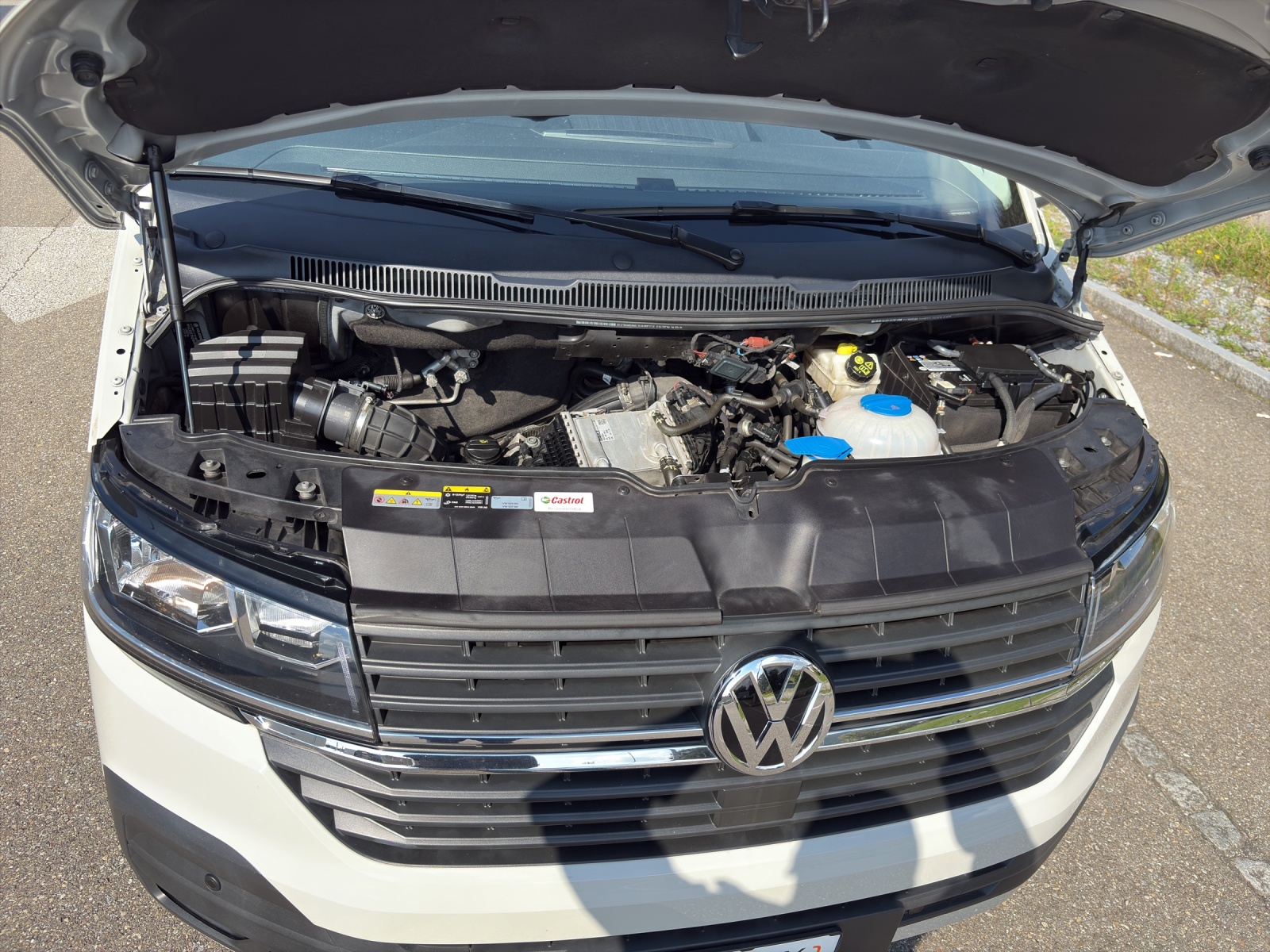 VW T6.1 California 2.0 TDI Beach Liberty DSG-image-18