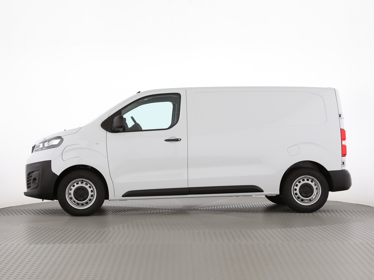 FIAT PRO E-SCUDO 50kWh L2 Swiss Edition-image-3