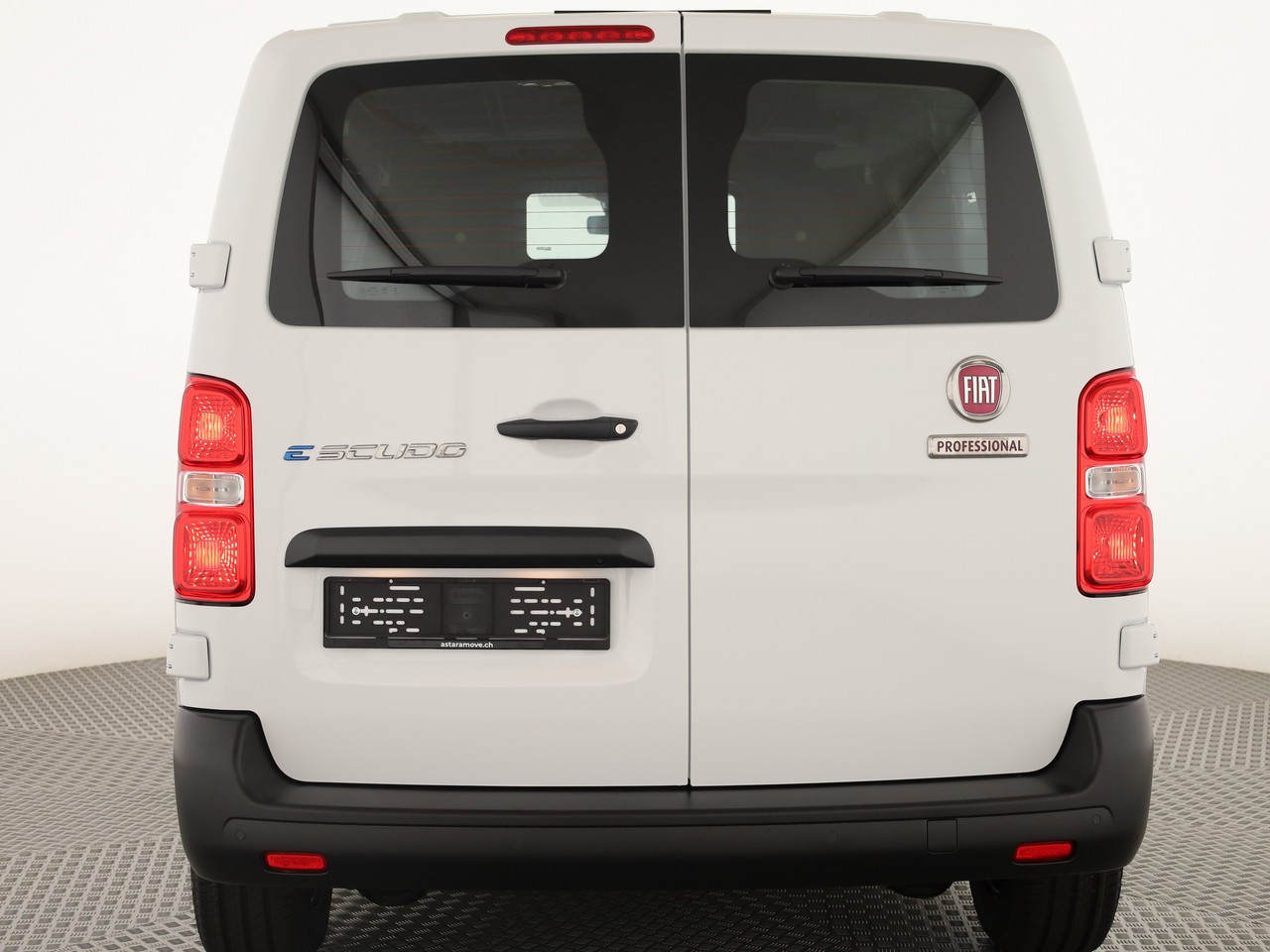 FIAT PRO E-SCUDO 50kWh L2 Swiss Edition-image-5