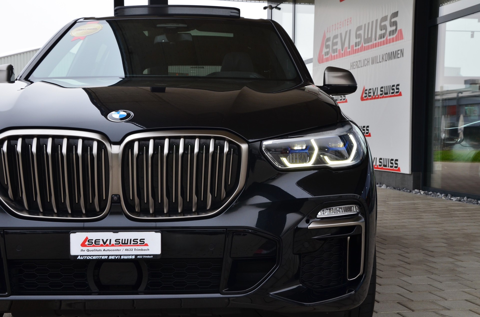 BMW X5 xDrive M50d Steptronic*Frisch ab MFK,1 Jahr oder 20'000km Garantie*-image-6