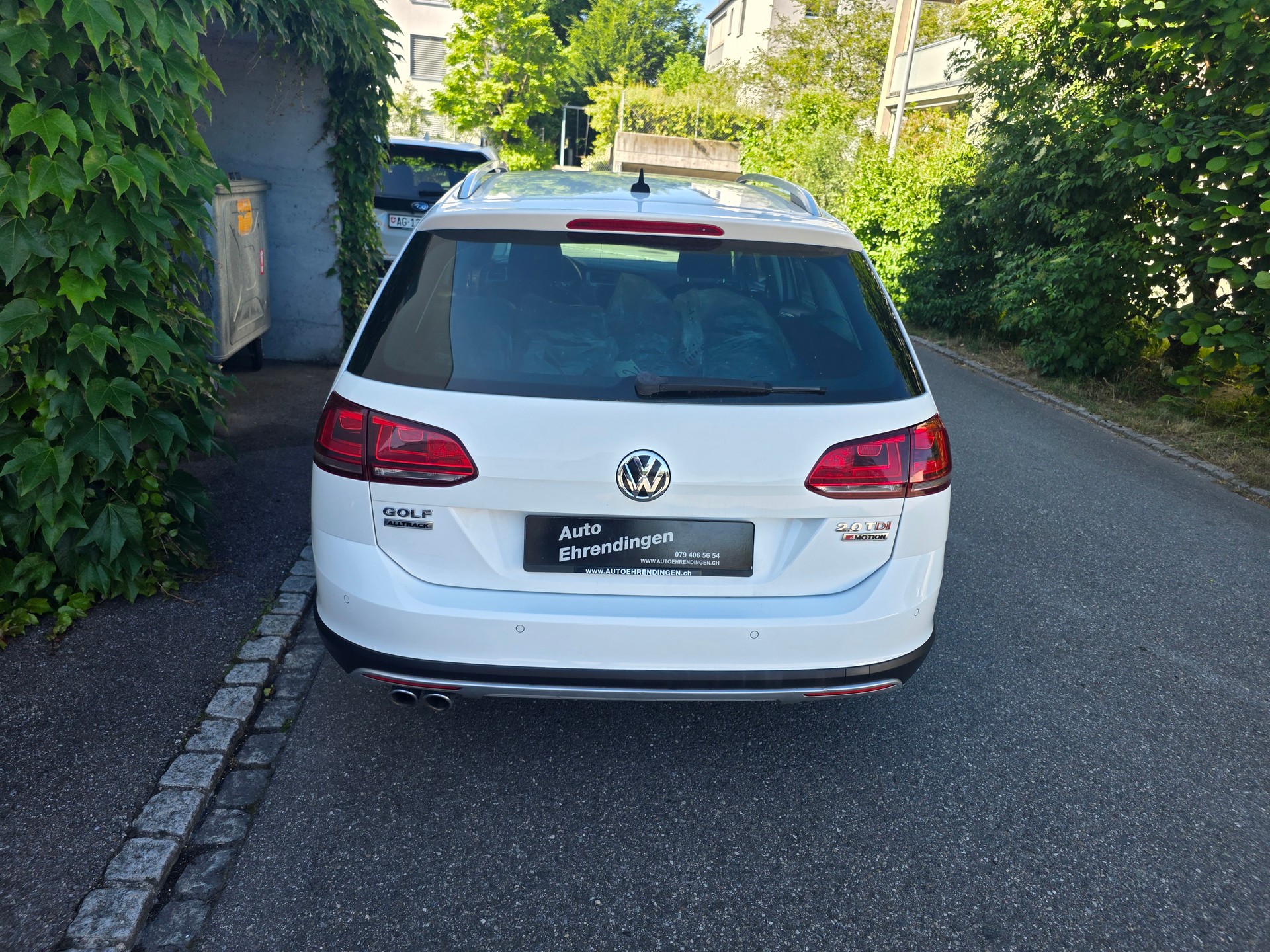 VW Golf 2.0 TDI Alltrack 4Motion-image-5