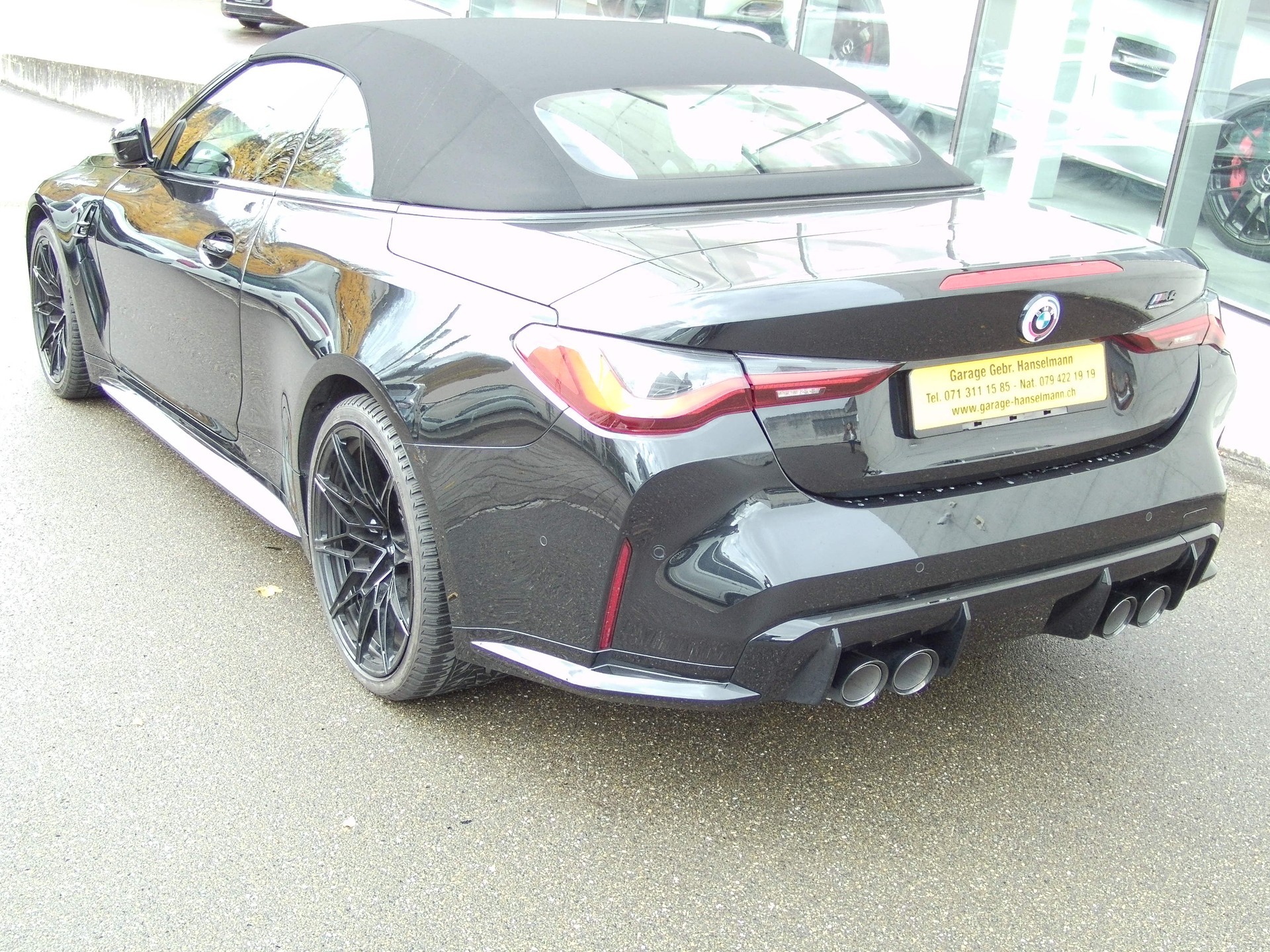 BMW M4 Cabrio Competition M xDrive-image-2