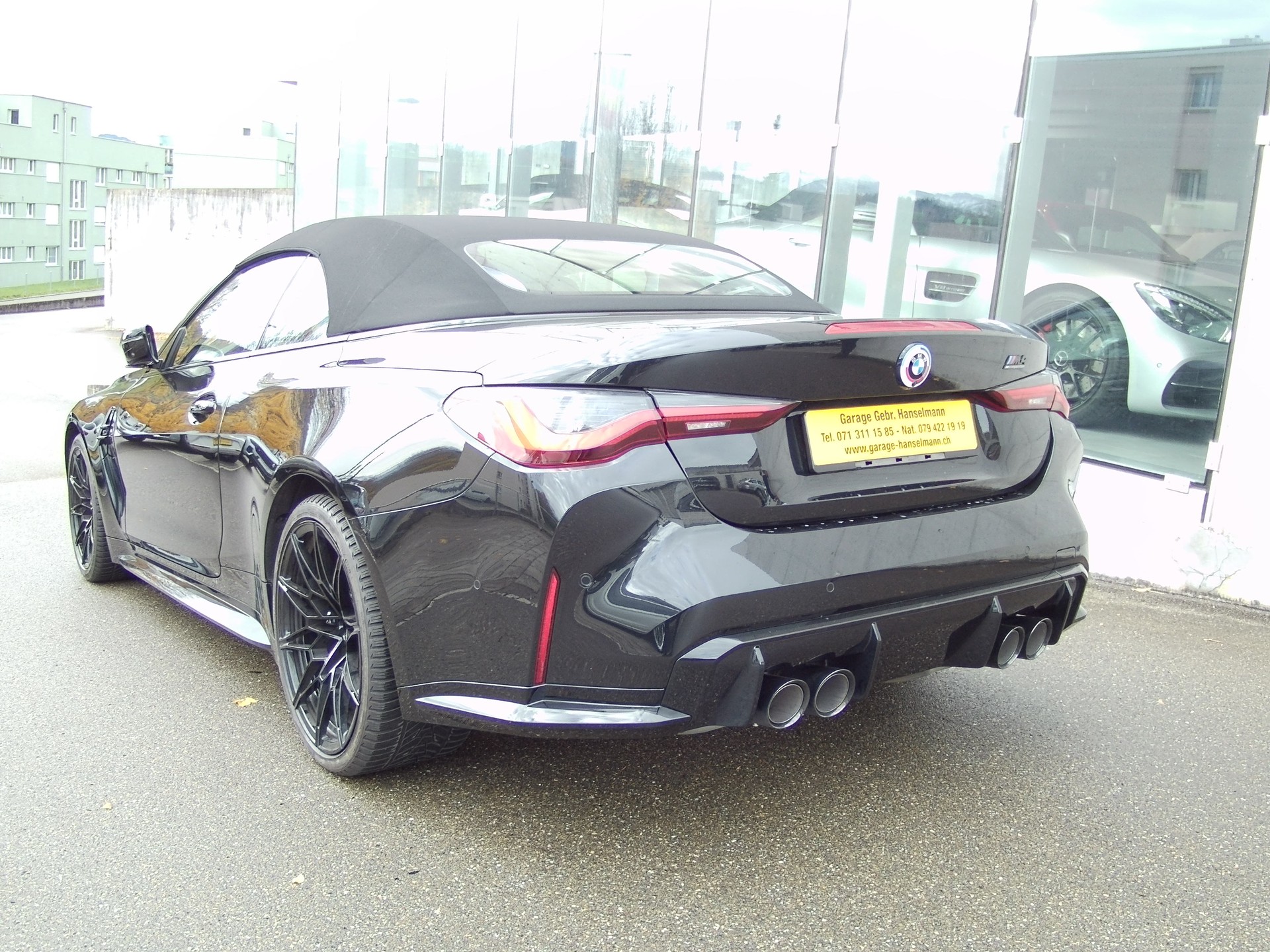 BMW M4 Cabrio Competition M xDrive-image-10