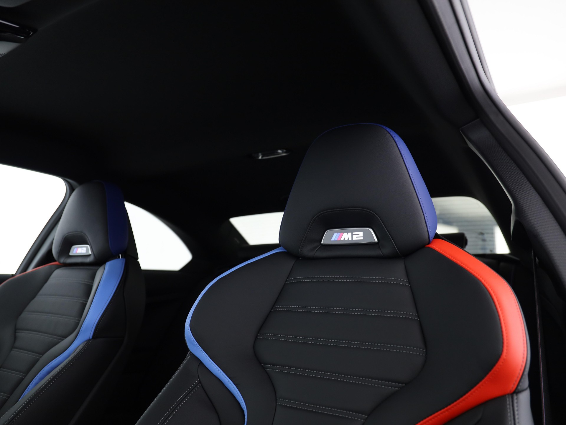 BMW M2 Coupé-image-9