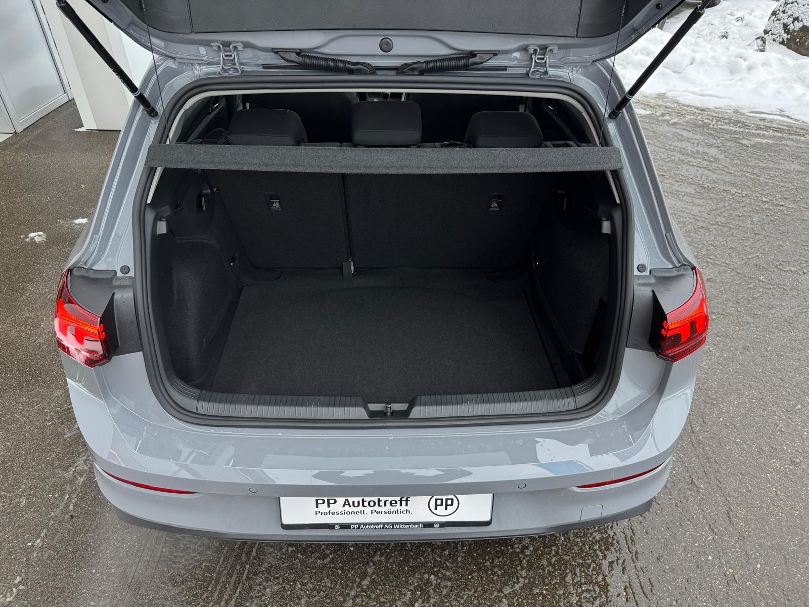 VW Golf 1.5 TSI Basis-image-4