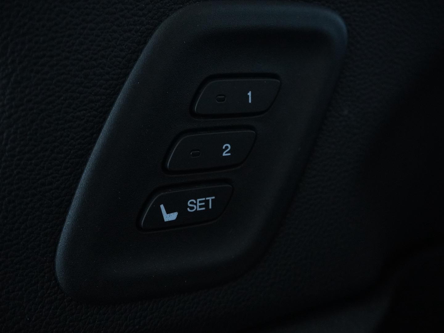 HONDA CR-V 1.6 i-DTEC Executive 4WD Automatic-image-11