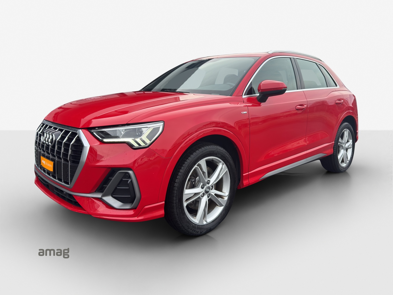 AUDI Q3 40 TDI S line Attraction quattro S-tronic-image-0