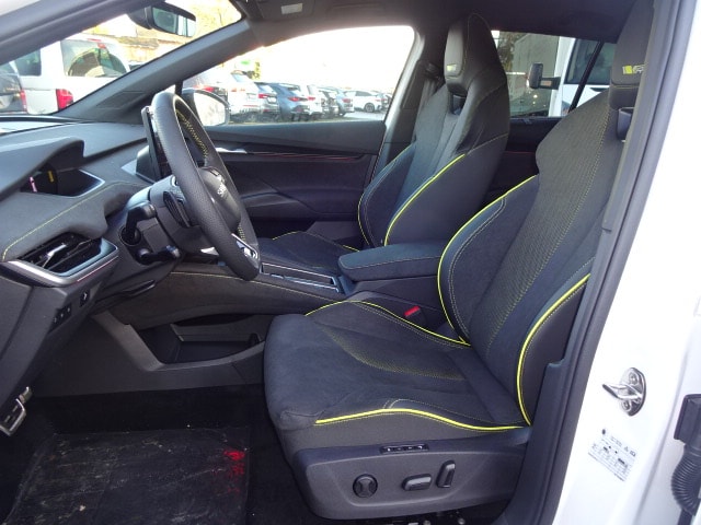 SKODA Elroq 85 RS 4x4-image-10
