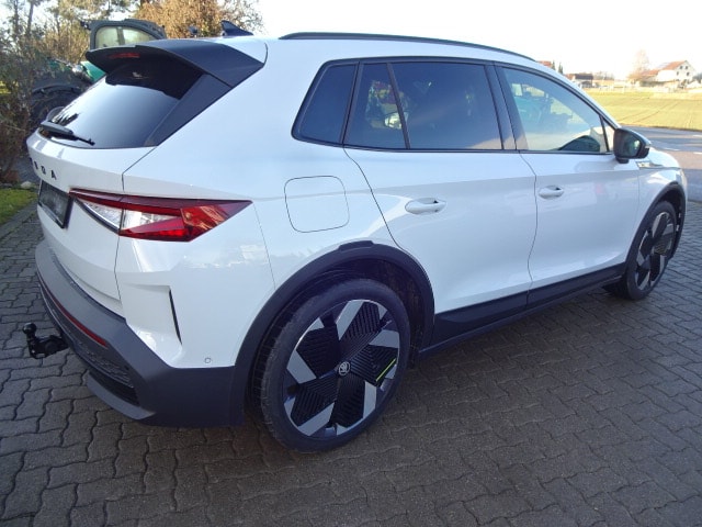SKODA Elroq 85 RS 4x4-image-4