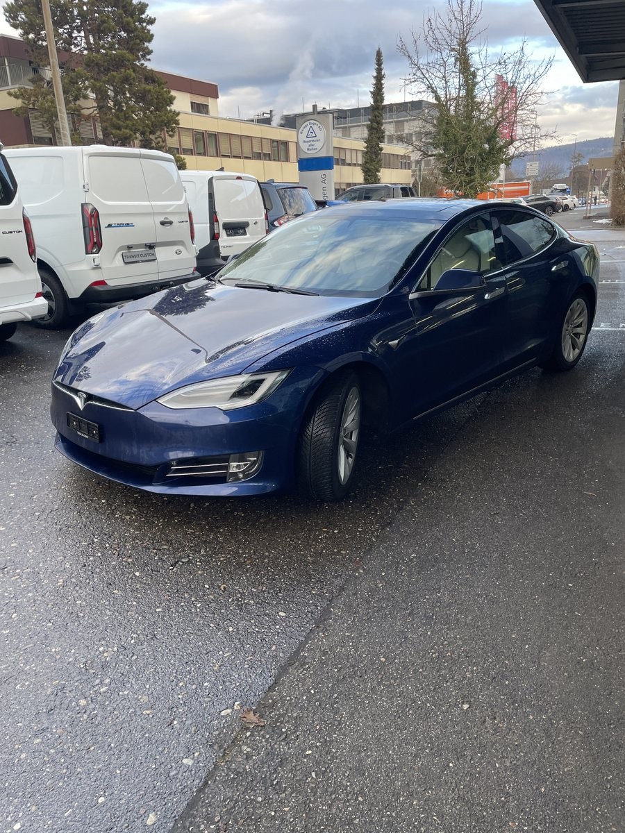 TESLA Model S 100 D-image-11