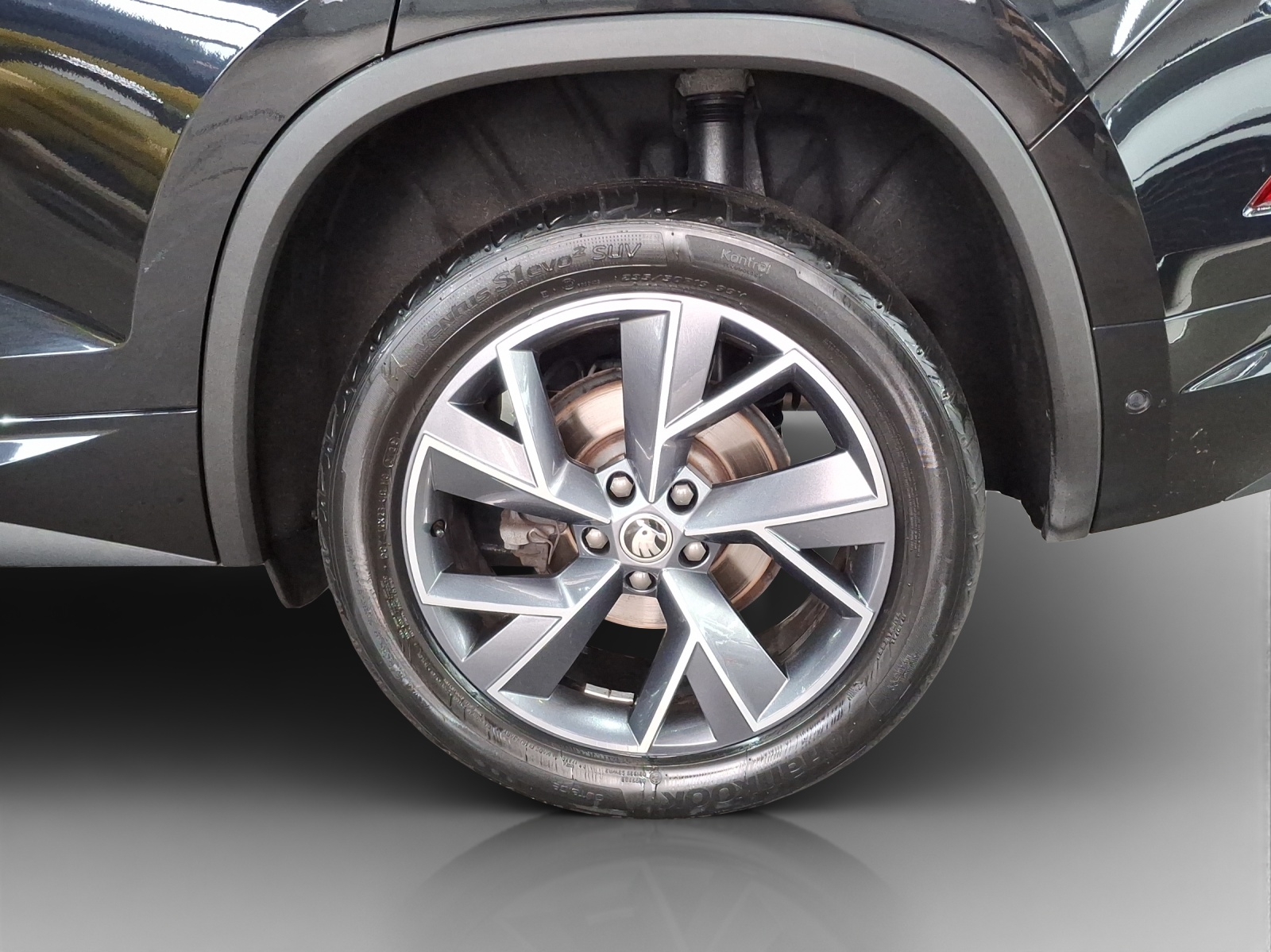SKODA Kodiaq 2.0 TSI 4x4 SportLine-image-13