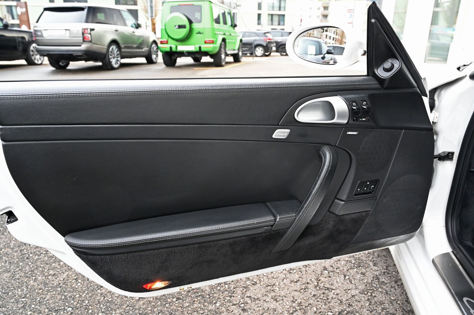 PORSCHE 911 Cabrio Carrera S Tiptronic-image-12