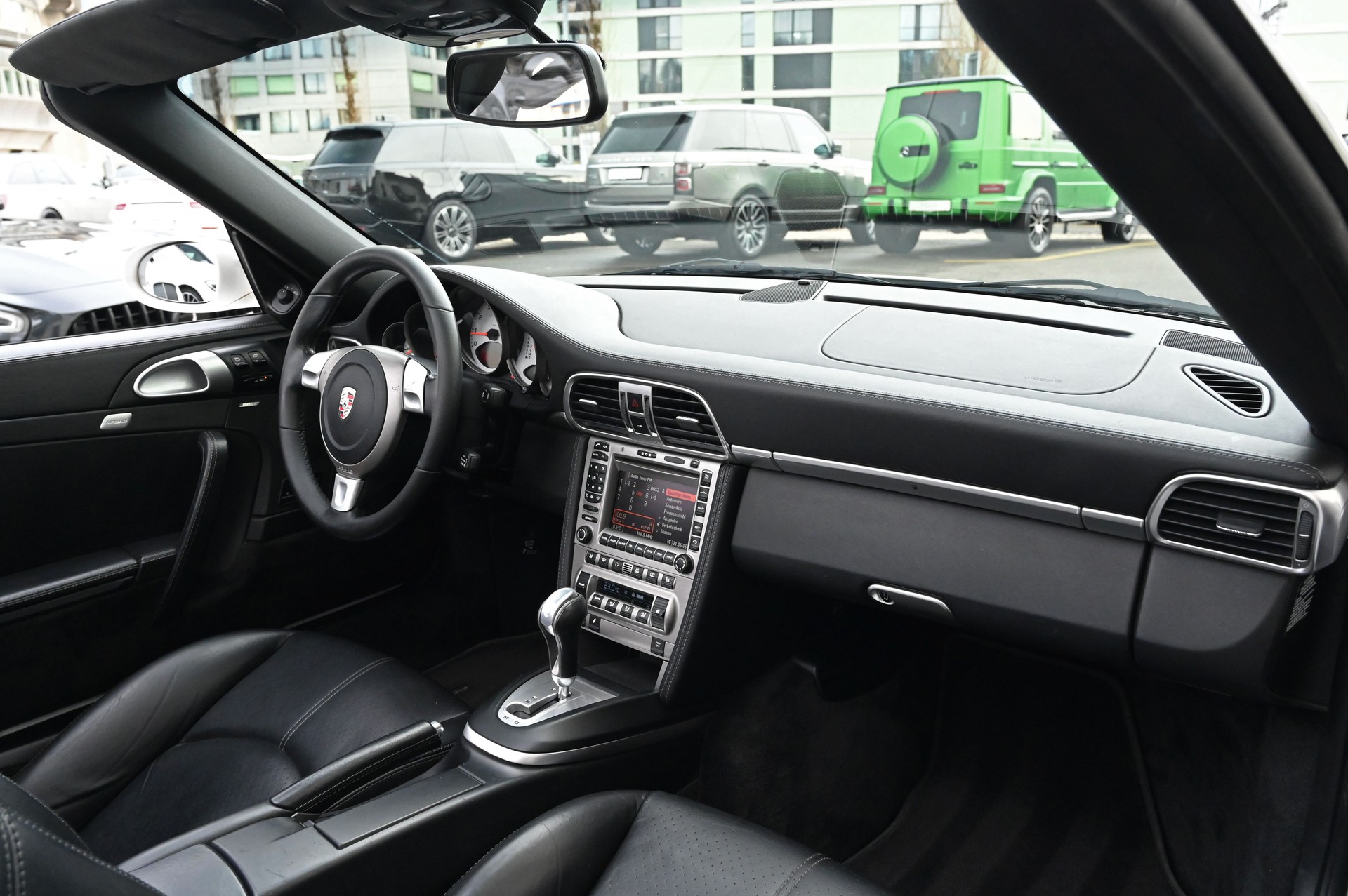 PORSCHE 911 Cabrio Carrera S Tiptronic-image-18