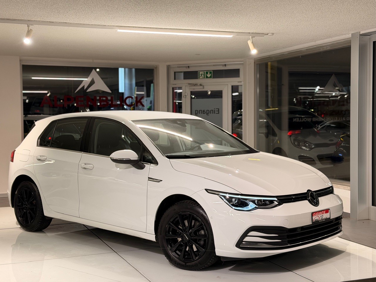 VW Golf 1.5 eTSI mHEV ACT Style DSG-image-3