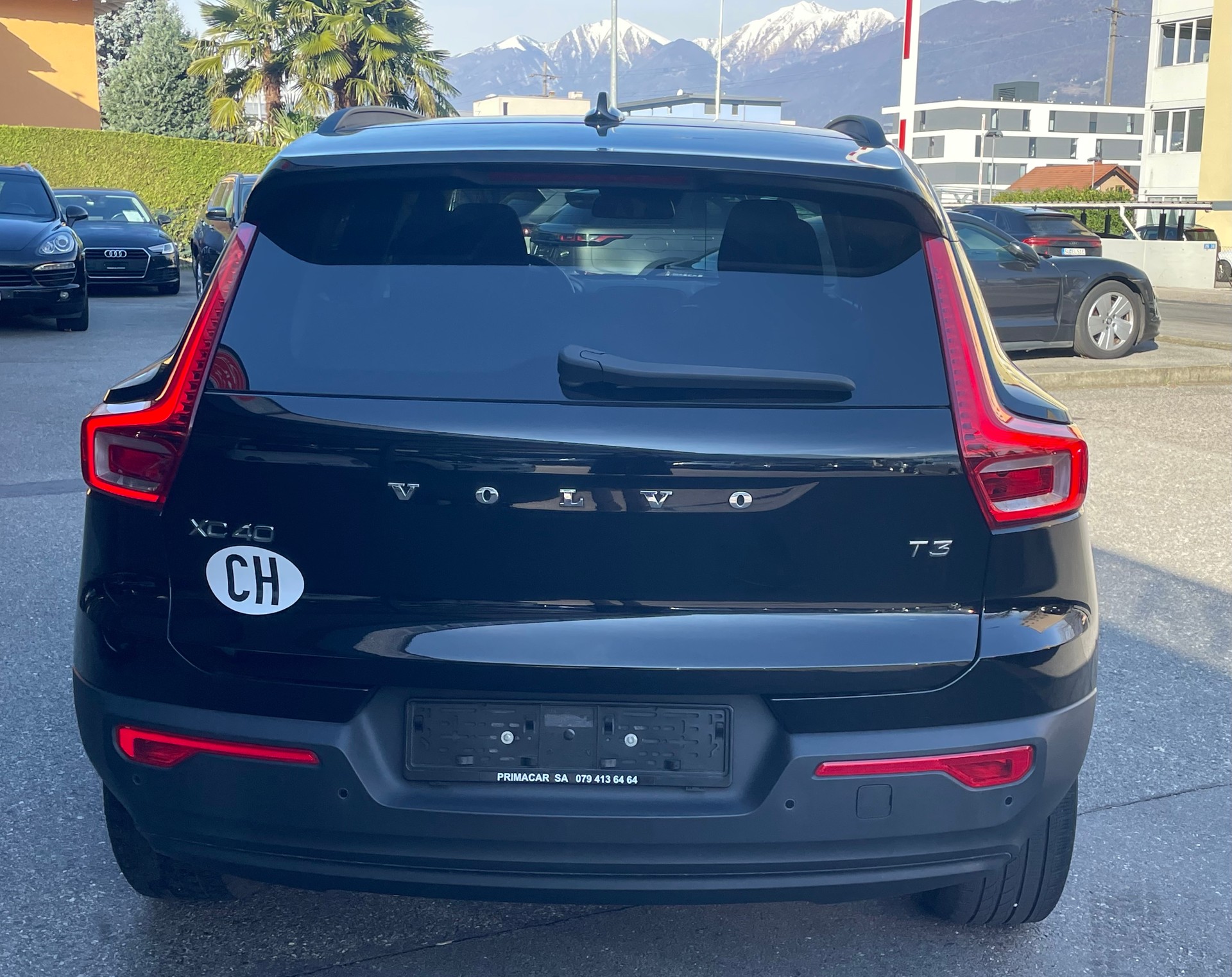 VOLVO XC40 T3 Momentum-image-7