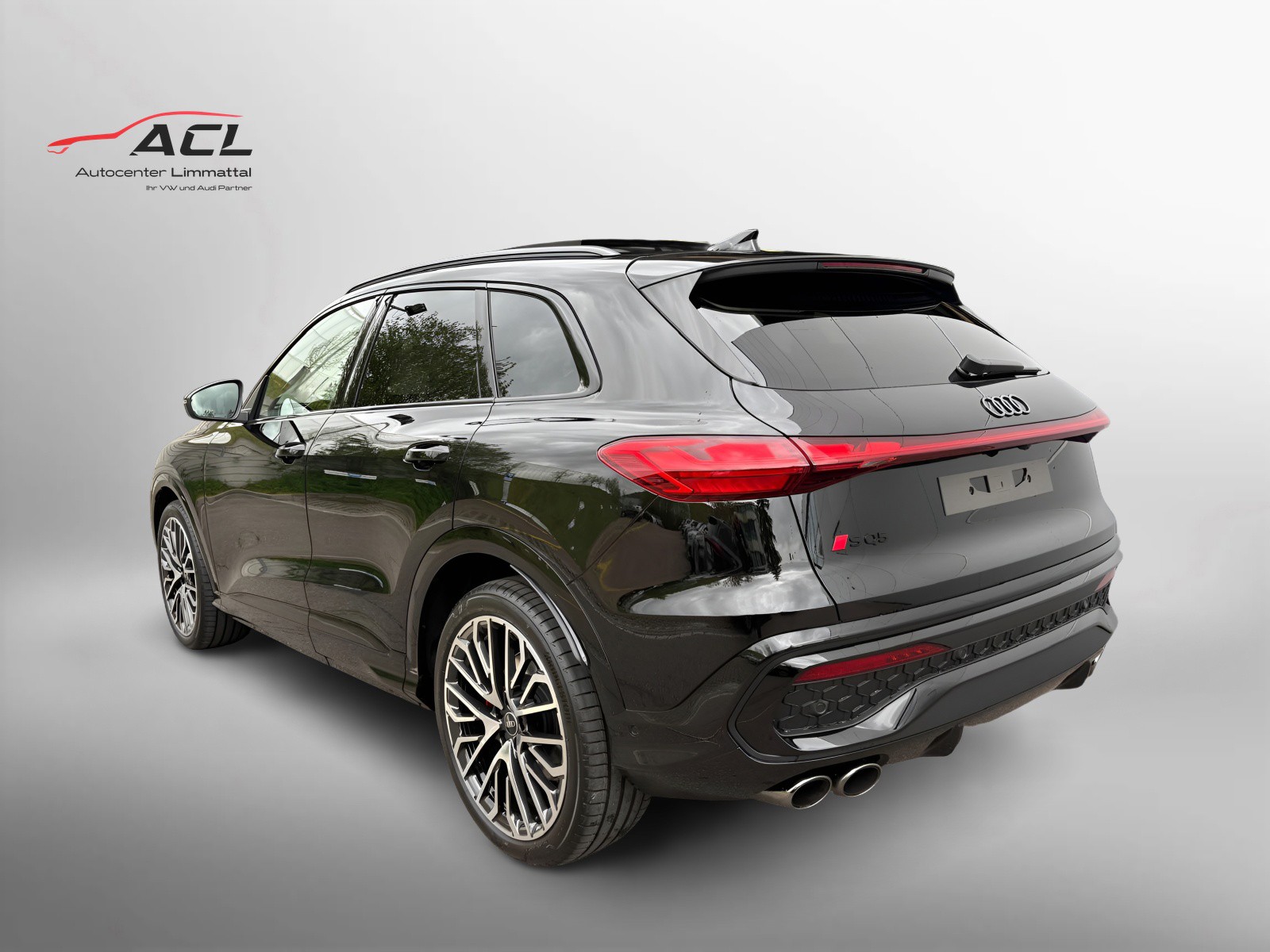 AUDI SQ5 TFSI quattro S-tronic-image-10