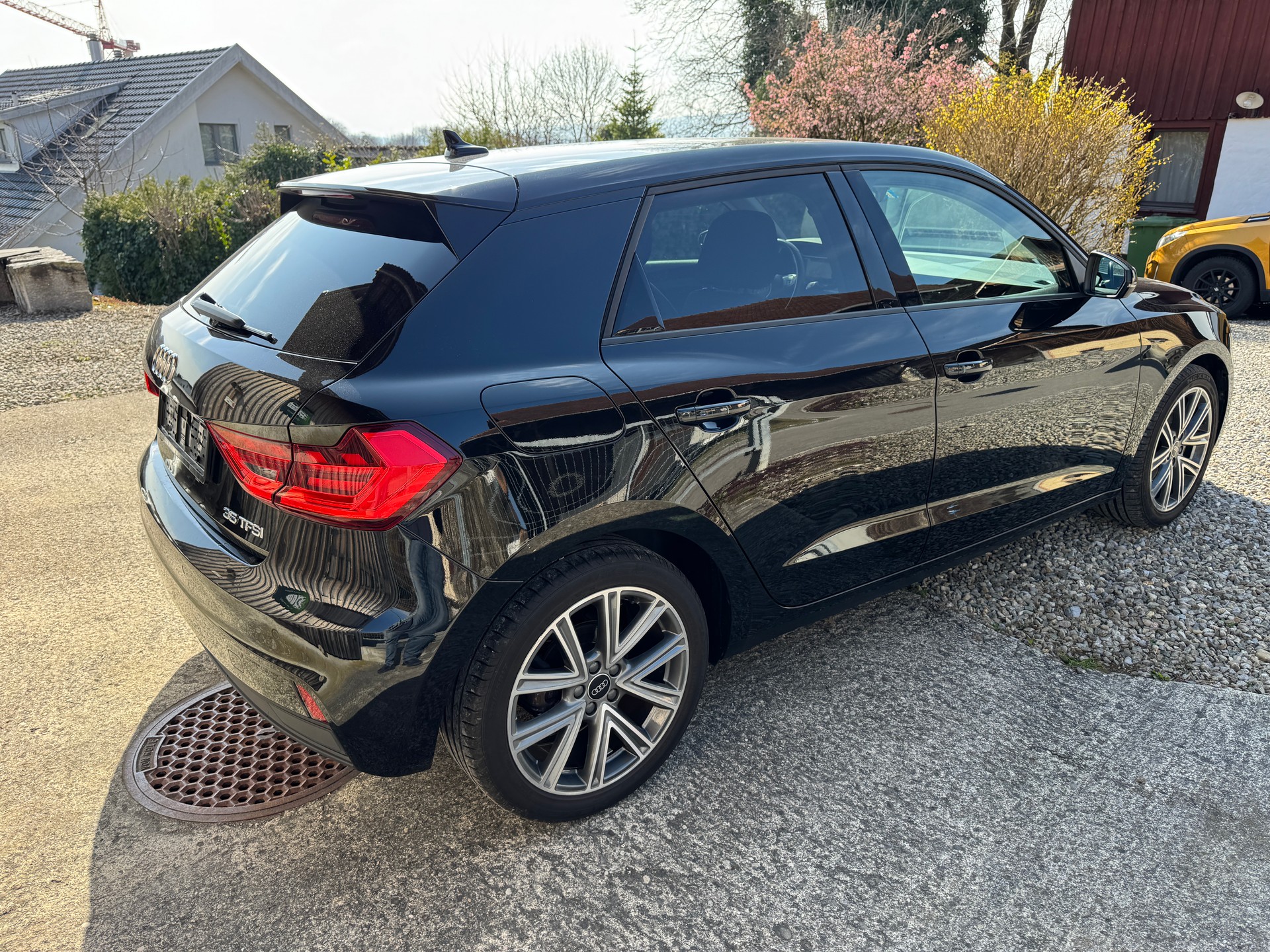 AUDI A1 Sportback 35 TFSI S-tronic-image-3