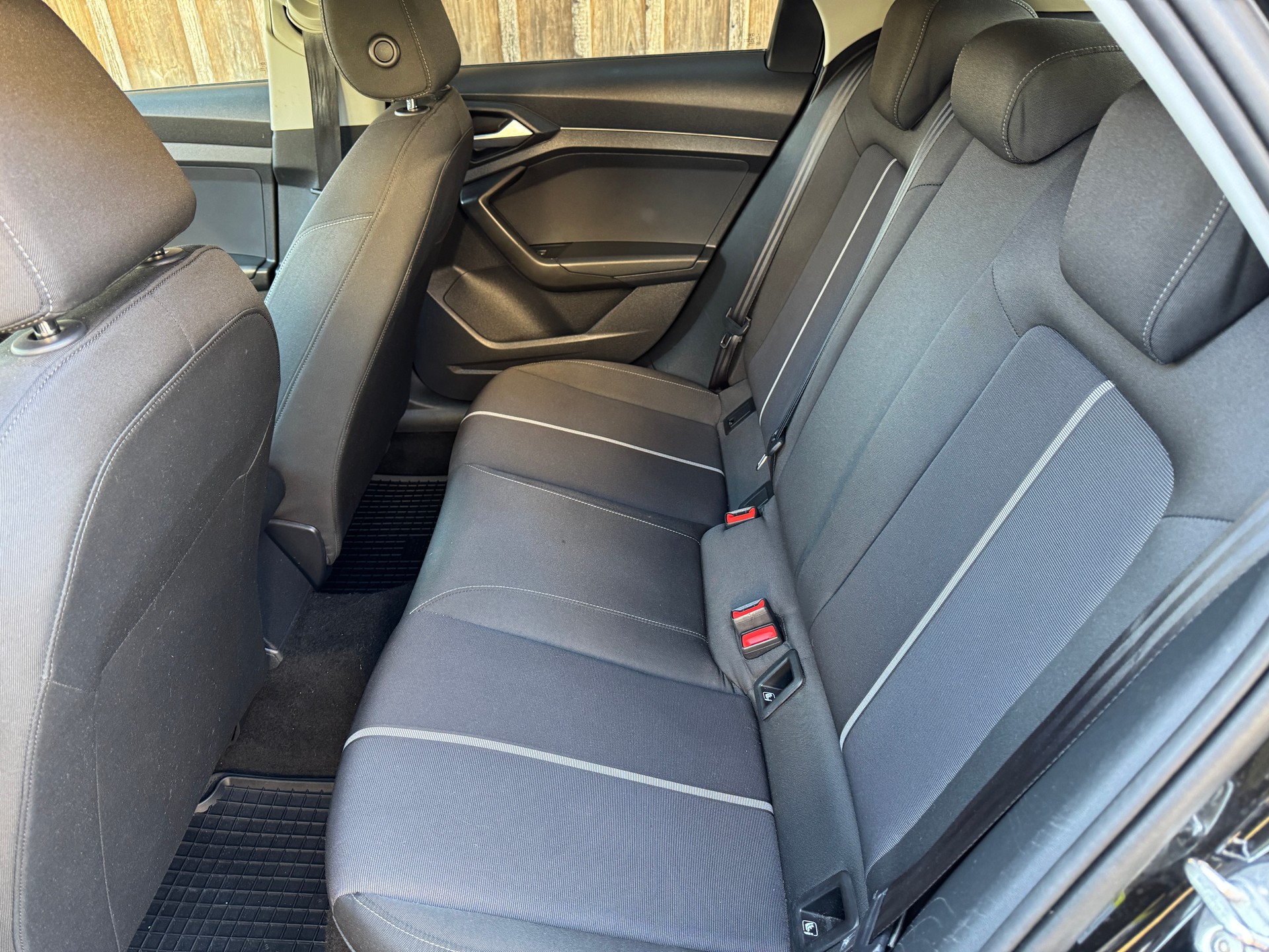 AUDI A1 Sportback 35 TFSI S-tronic-image-6