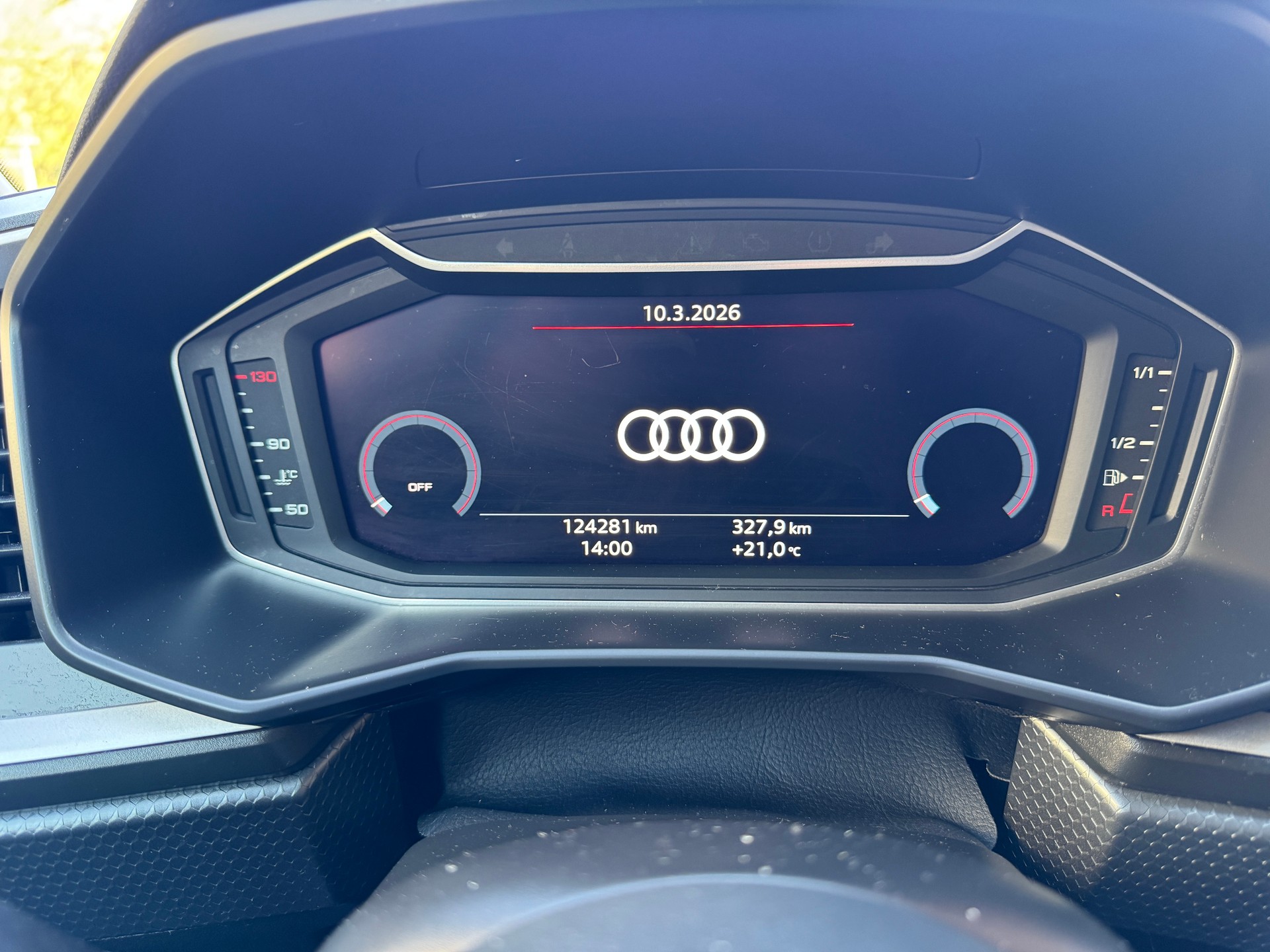 AUDI A1 Sportback 35 TFSI S-tronic-image-8