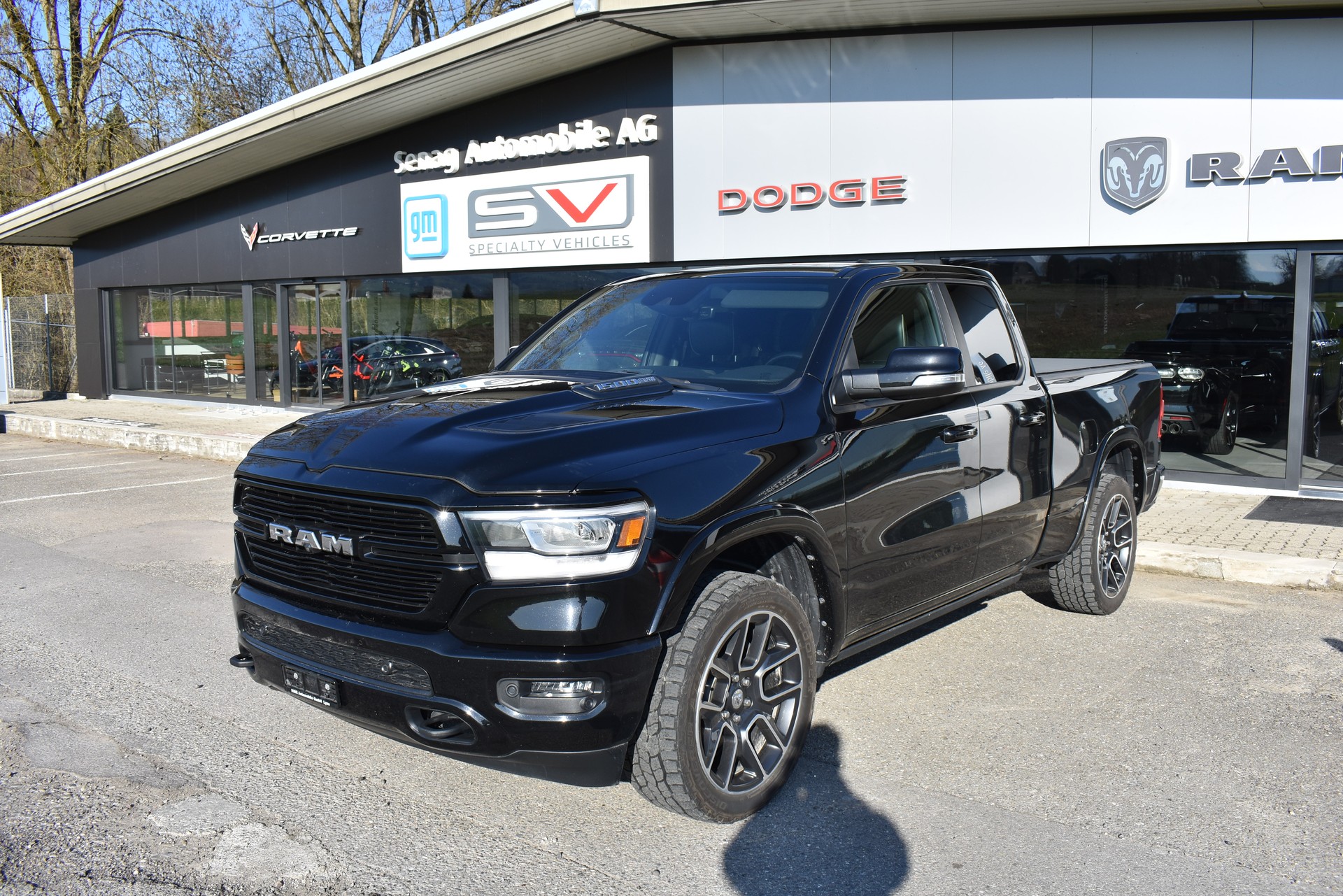 DODGE Ram 1500 Laramie Quad Cab-image-8