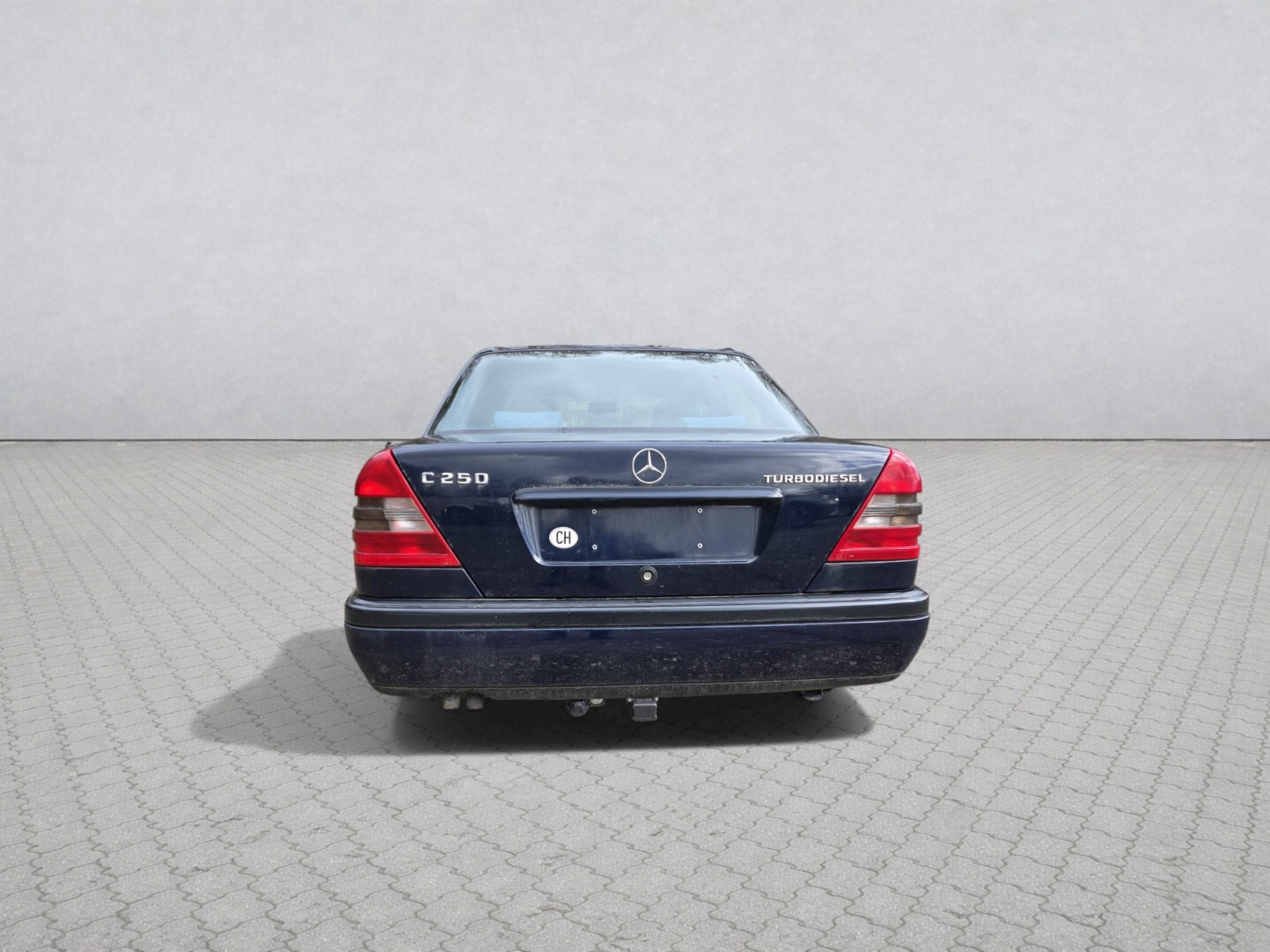 MERCEDES-BENZ C 250 TD Classic-image-7