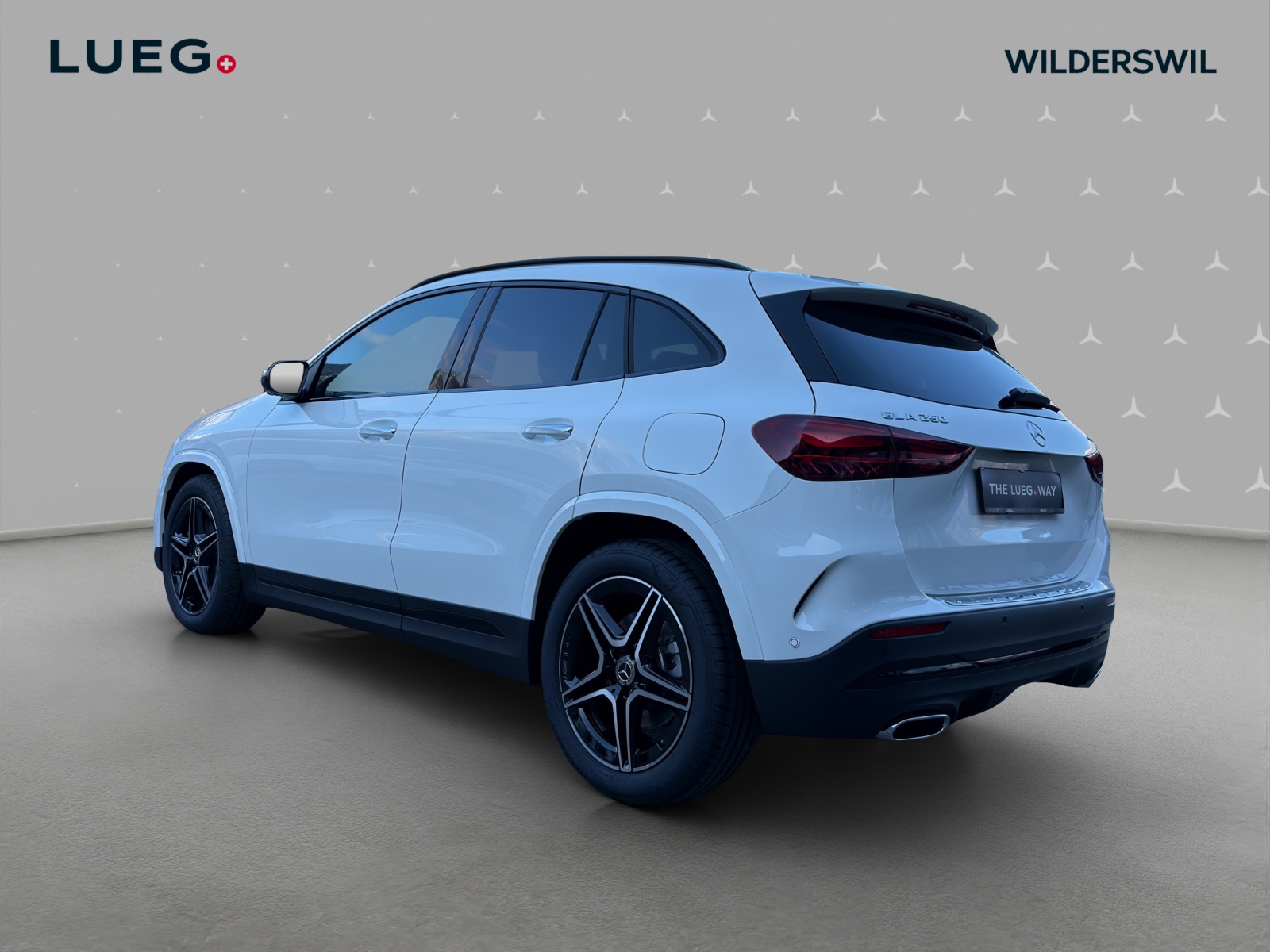 MERCEDES-BENZ GLA 250 4Matic 8G-DCT Swiss Star-image-2