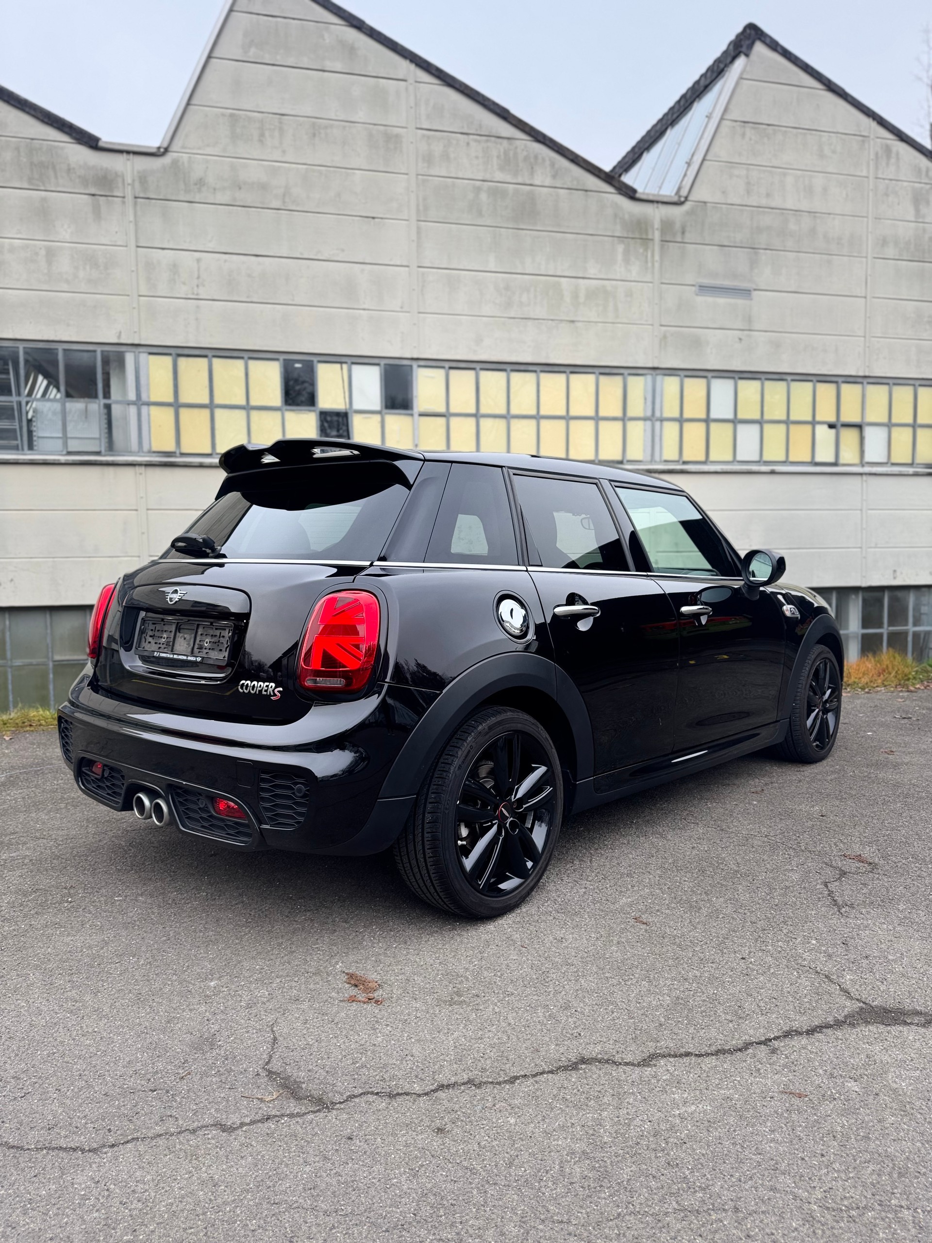MINI Cooper S Steptronic DKG-image-2