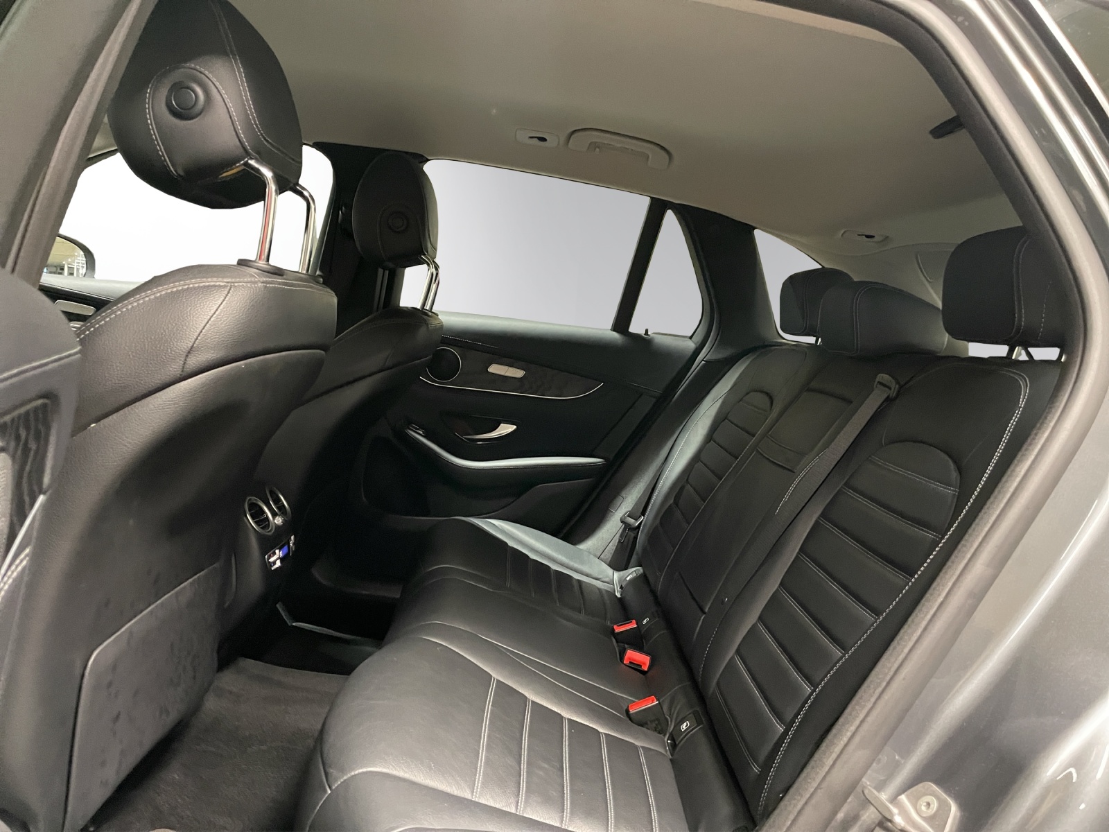 Image MERCEDES-BENZ GLC-250 GLC 250 AMG Line 4Matic 9G-Tronic