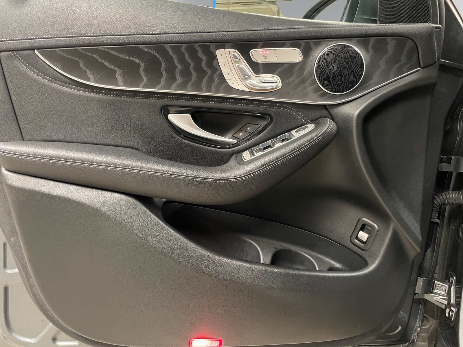 Image MERCEDES-BENZ GLC-250 GLC 250 AMG Line 4Matic 9G-Tronic