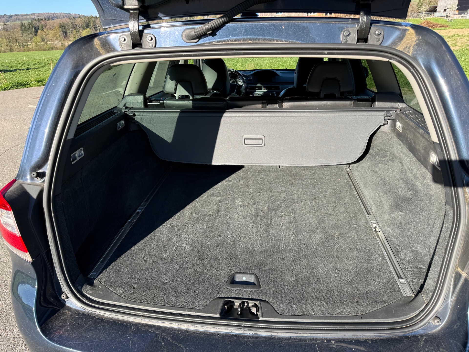 VOLVO V70 D5 AWD Momentum Geartronic-image-7