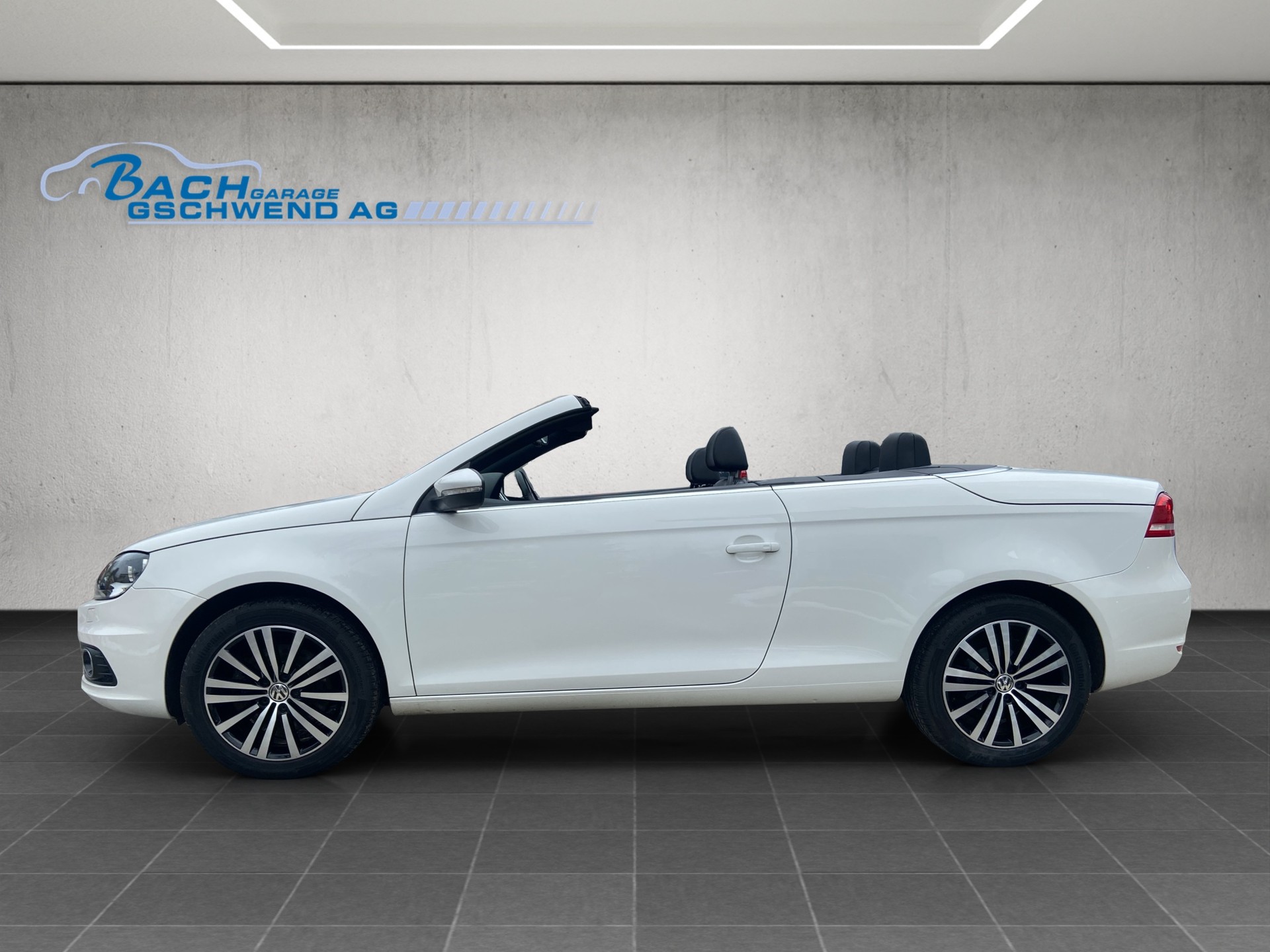 VW Eos 2.0 TDI BlueMotion Technology DSG-image-5