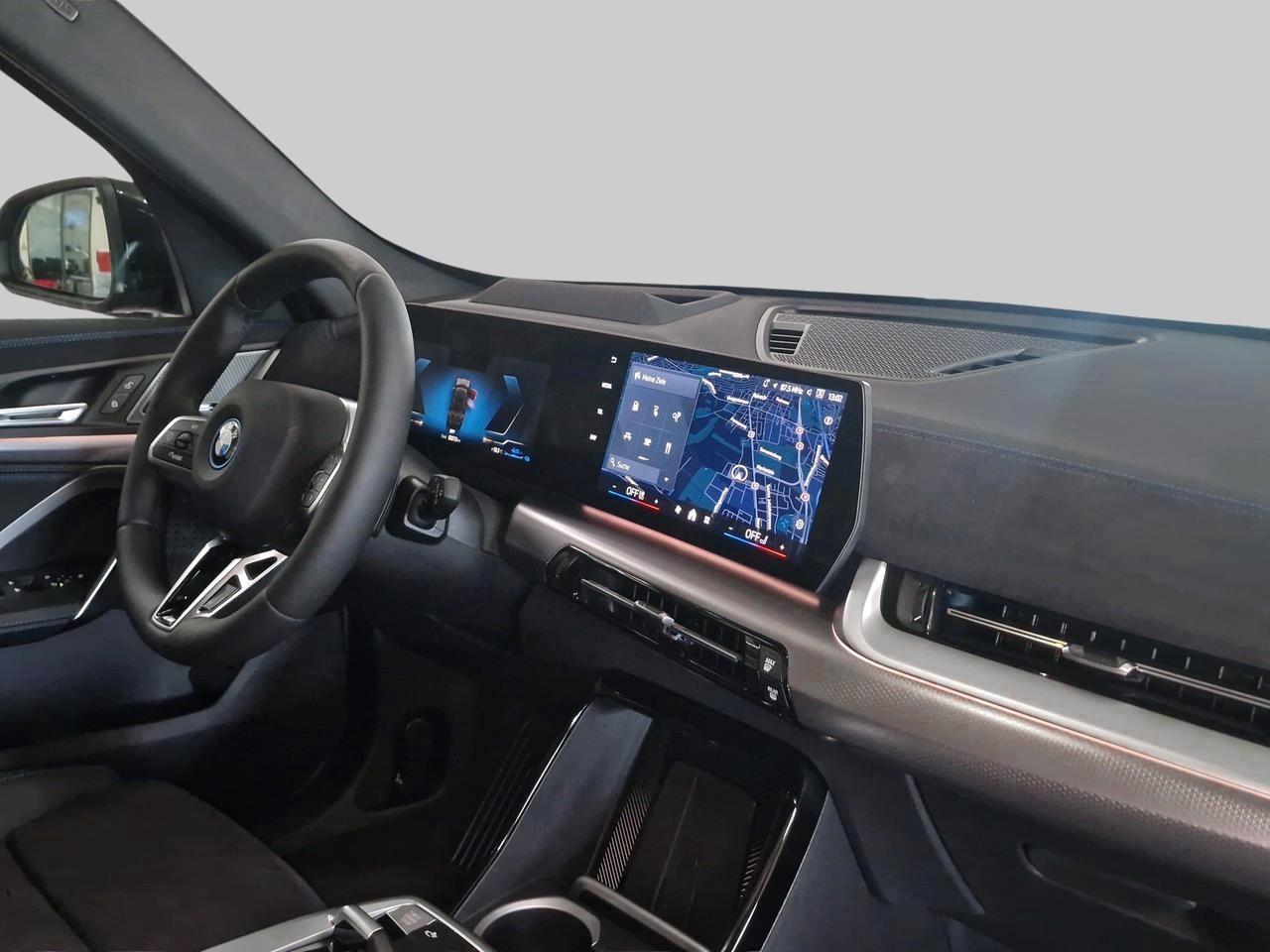 BMW X1 25e xDrive-image-16