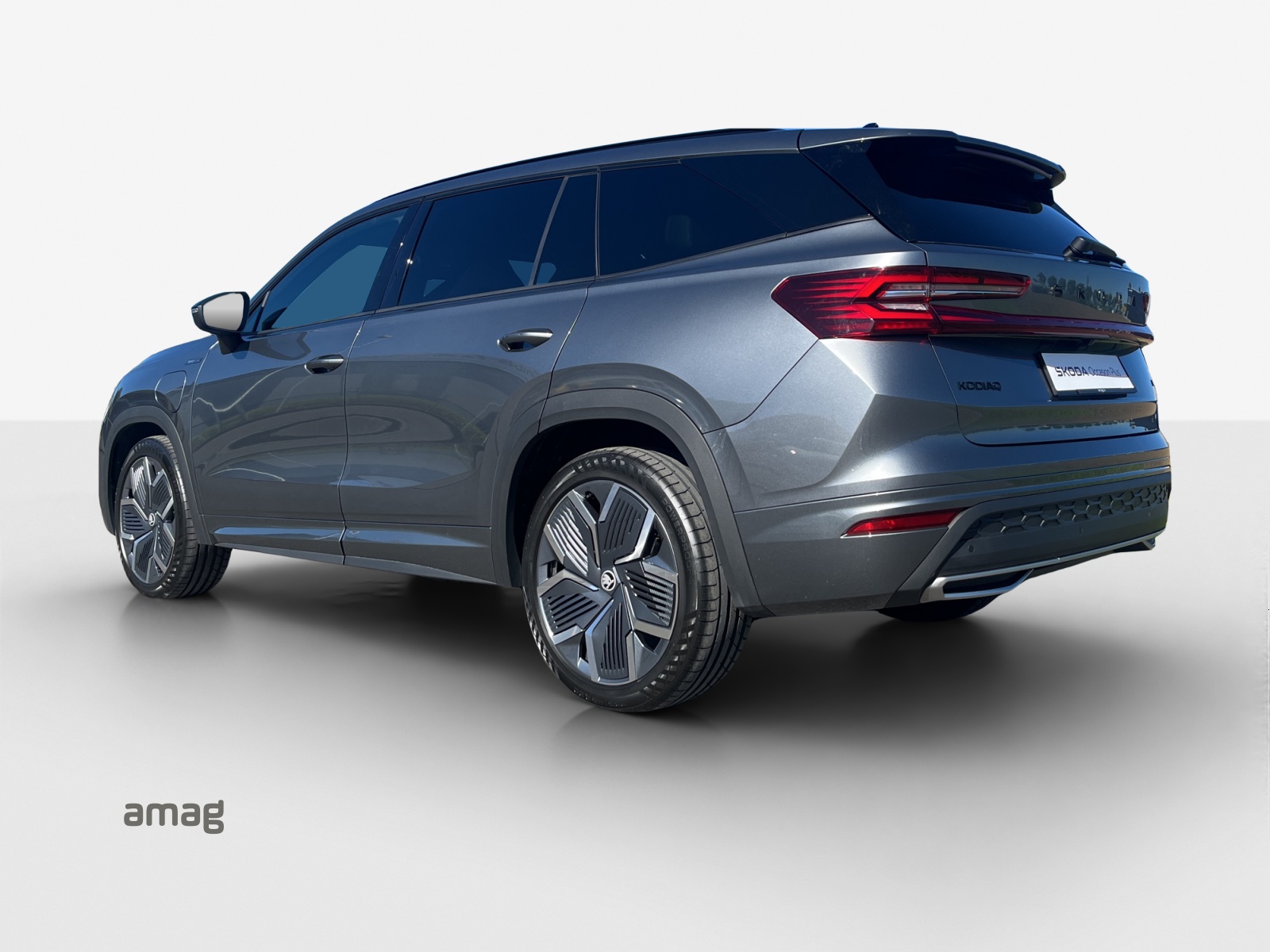 SKODA Kodiaq 1.5 TSI PHEV Sportline-image-2