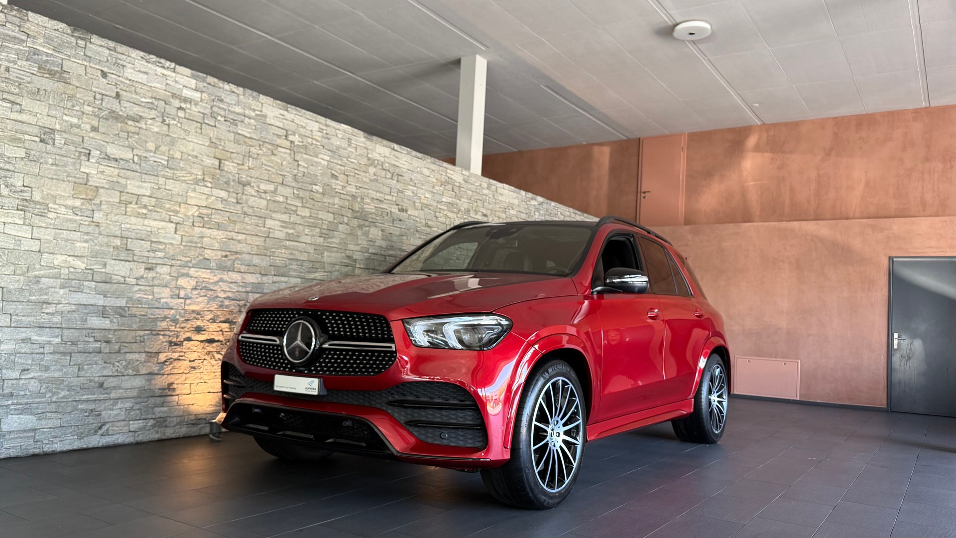MERCEDES-BENZ GLE 450 4Matic AMG Line 9G-Tronic-image-2