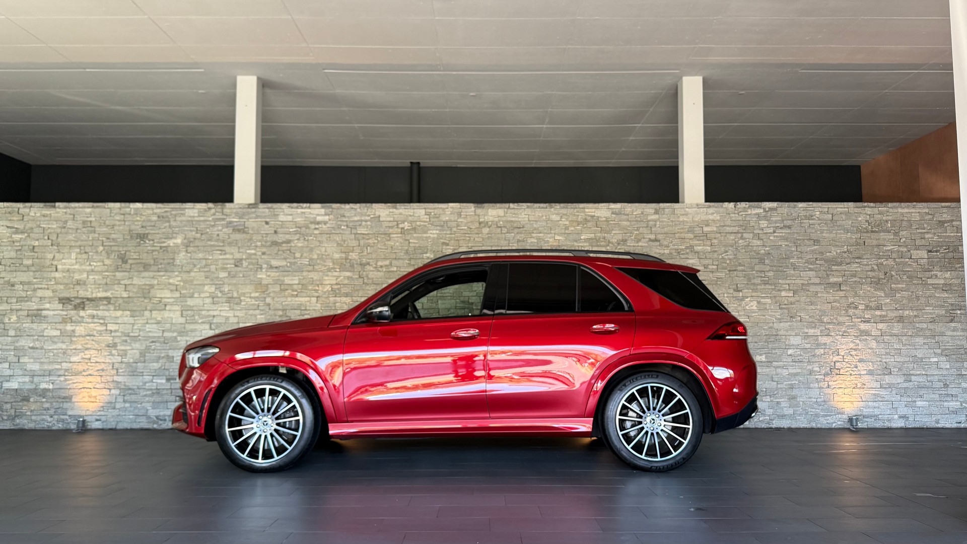 MERCEDES-BENZ GLE 450 4Matic AMG Line 9G-Tronic-image-1