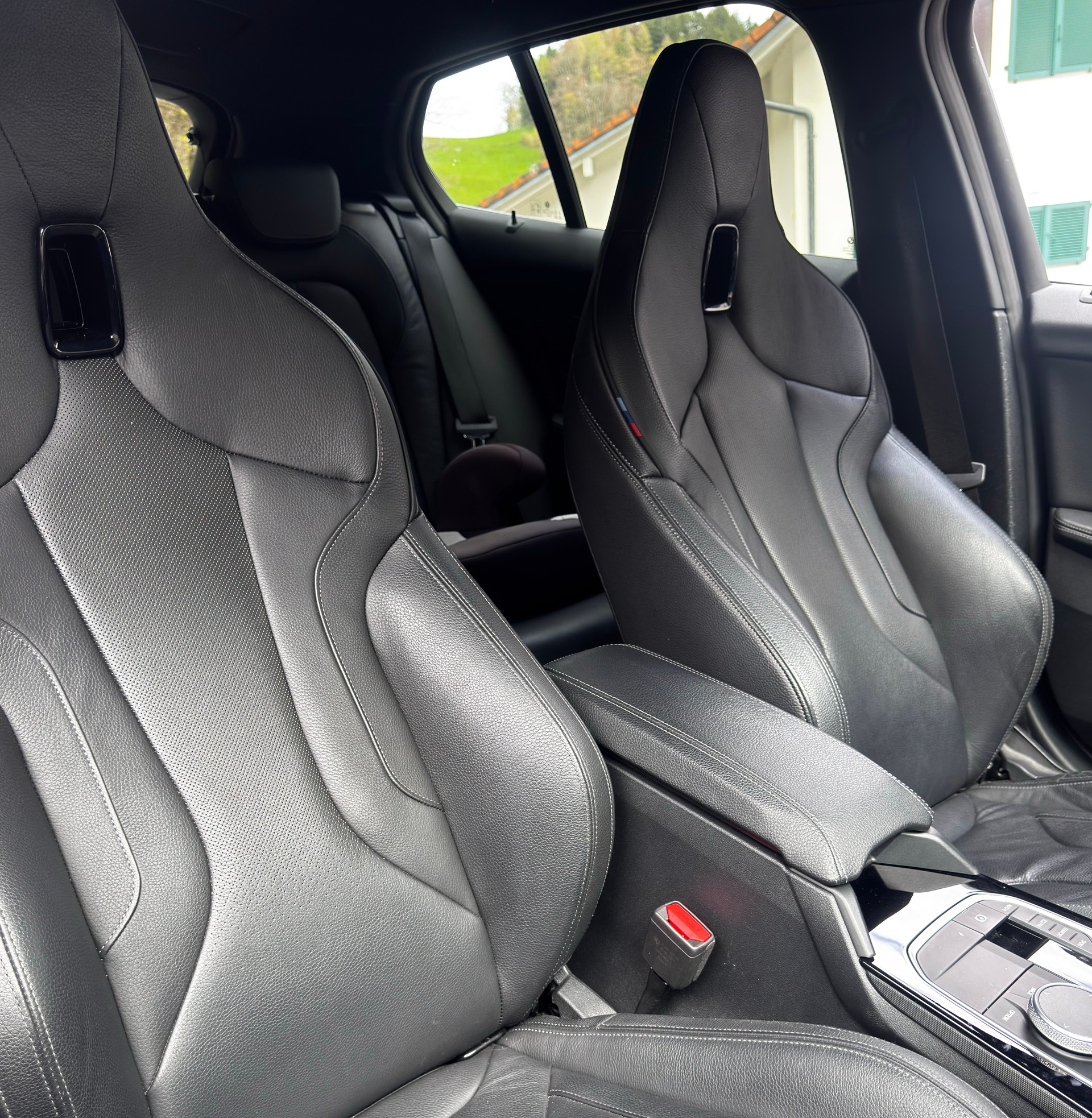 BMW M135i xDrive-image-13