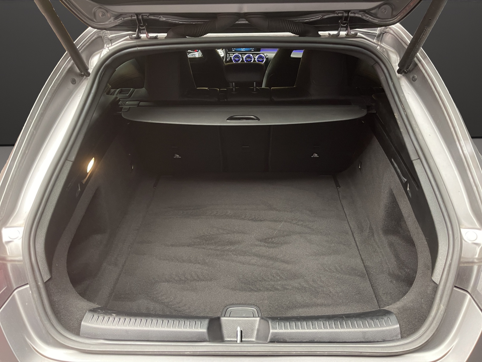 MERCEDES-BENZ CLA SB 250 AMG Line 4M 7G-image-10