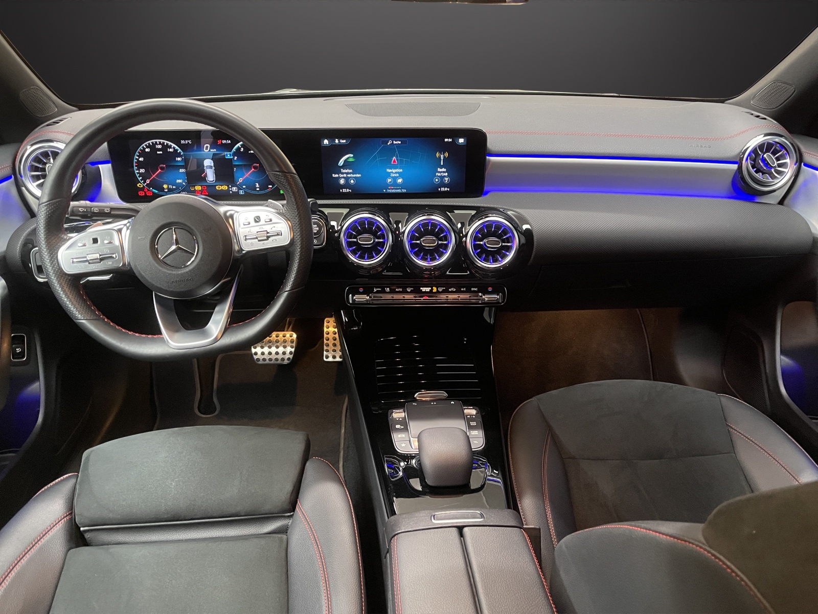 MERCEDES-BENZ CLA SB 250 AMG Line 4M 7G-image-6
